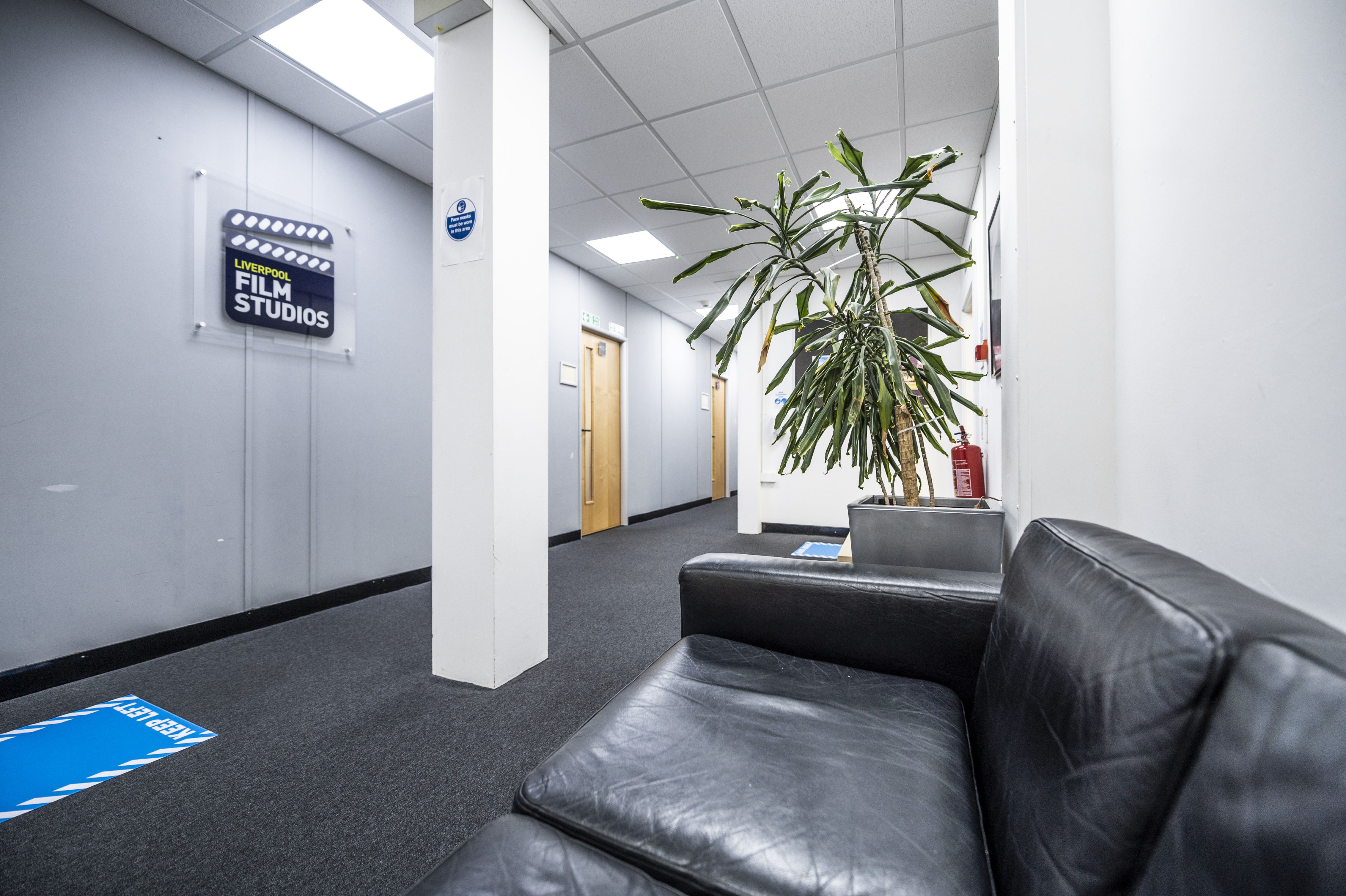 Private Office - 0hqg0gjlgqh.JPG