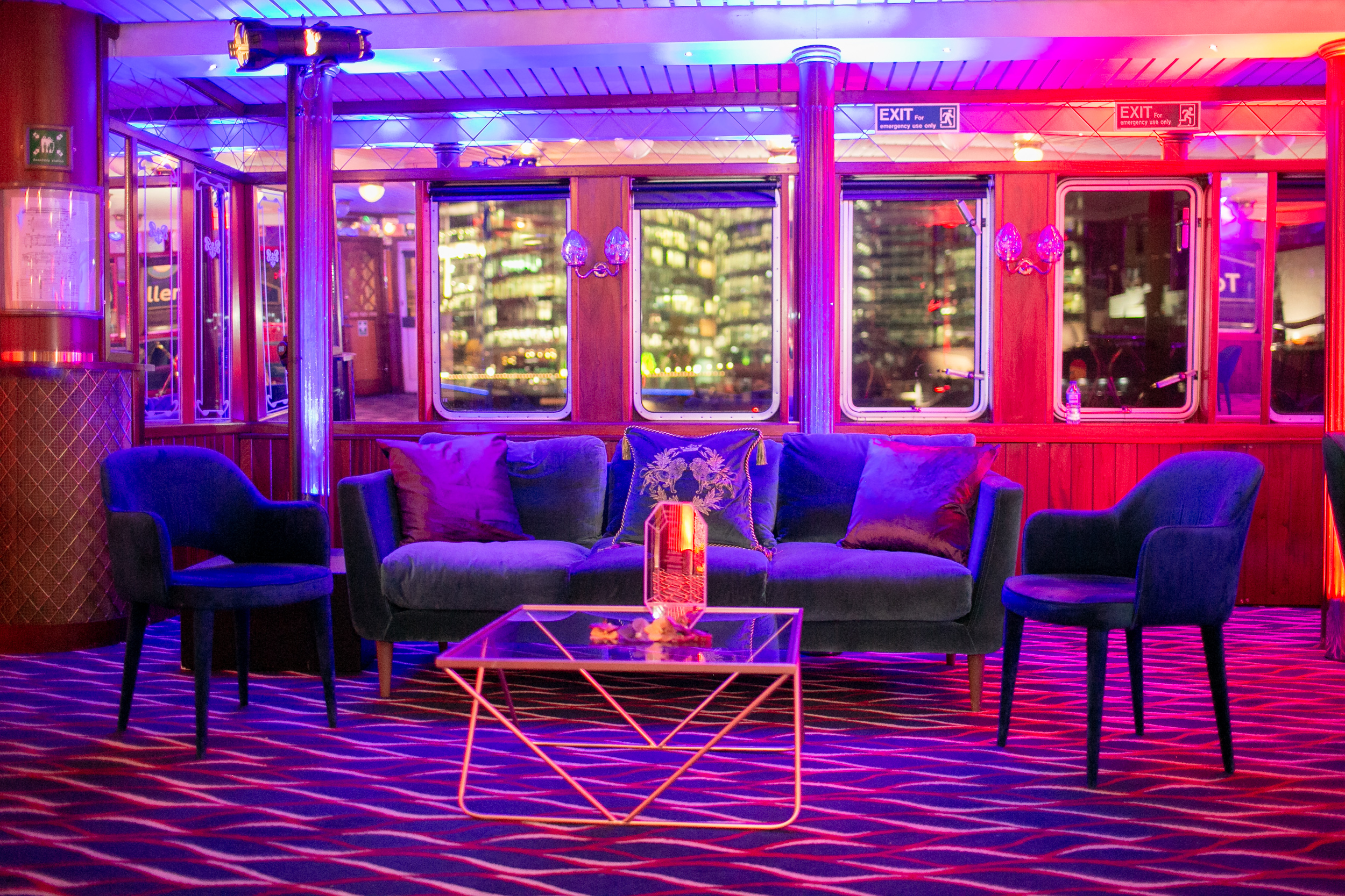 Whole Venue - d5yw4xud00t.jpg