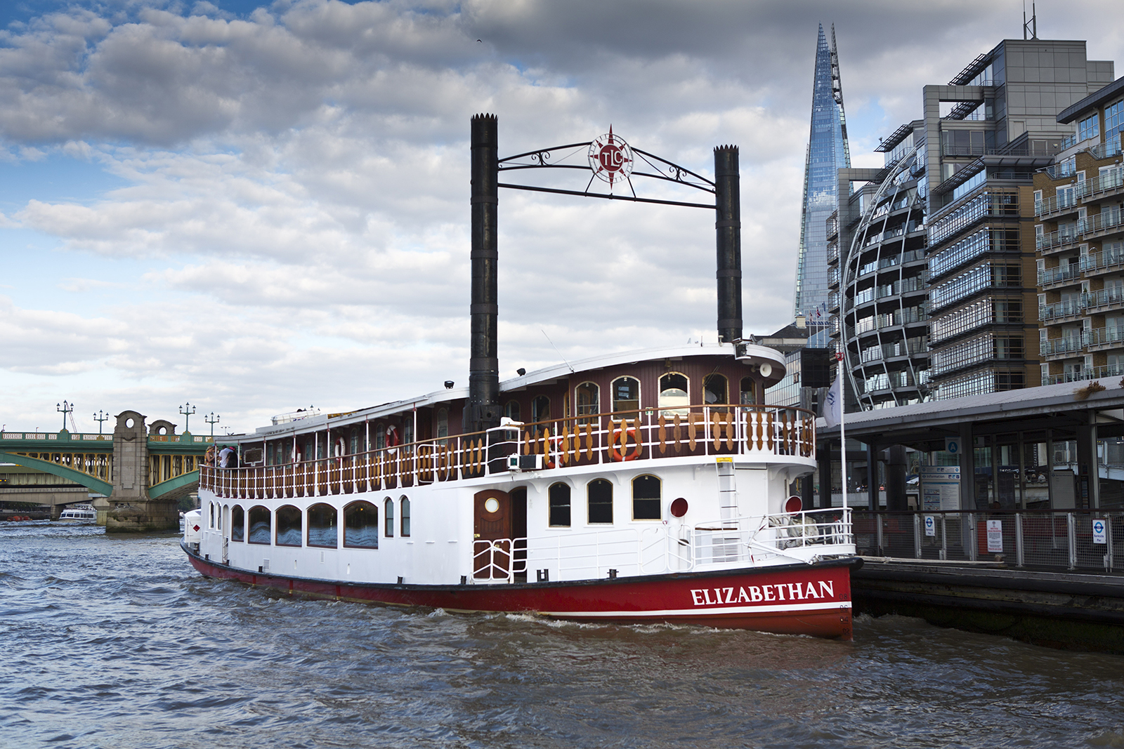 Charming riverboat Elizabethan on Thames, perfect for corporate events and private celebrations.