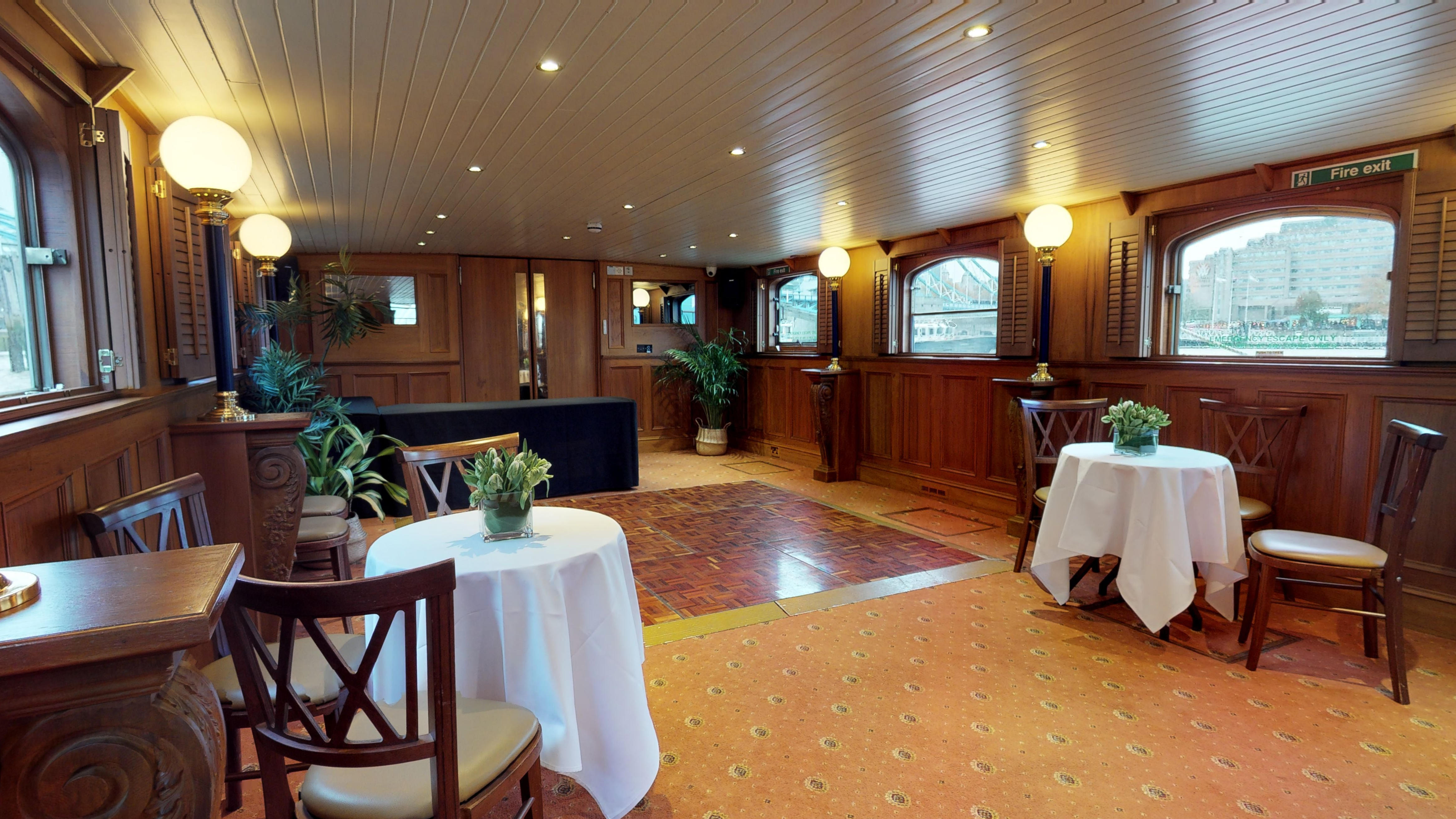 Whole Venue - 3uyozkwhpiu.jpg