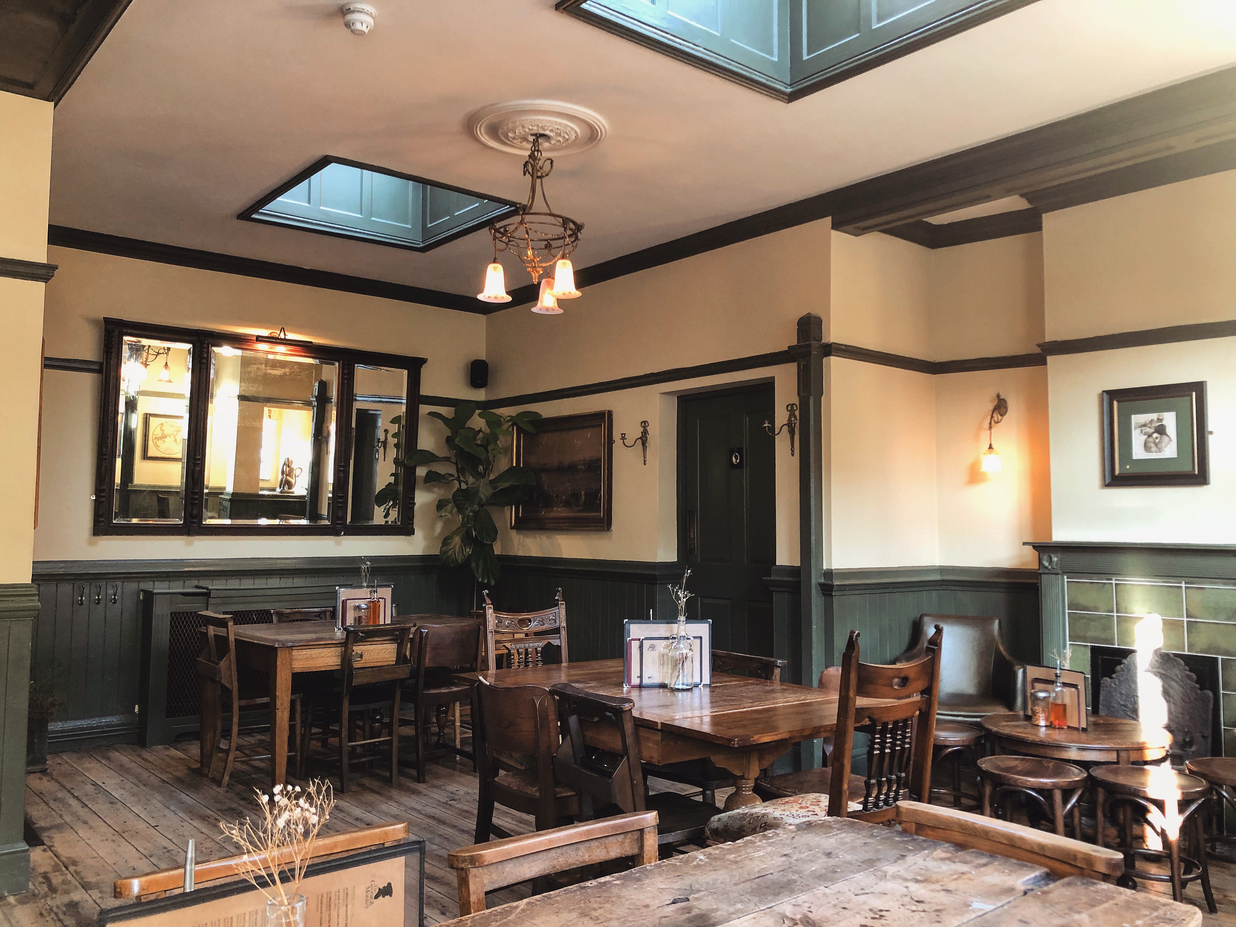 Cozy meeting space at The George and Monkey, ideal for workshops and team meetings.