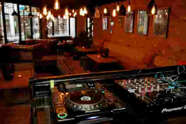 Wilfred's Lounge, Bar & Terrace
