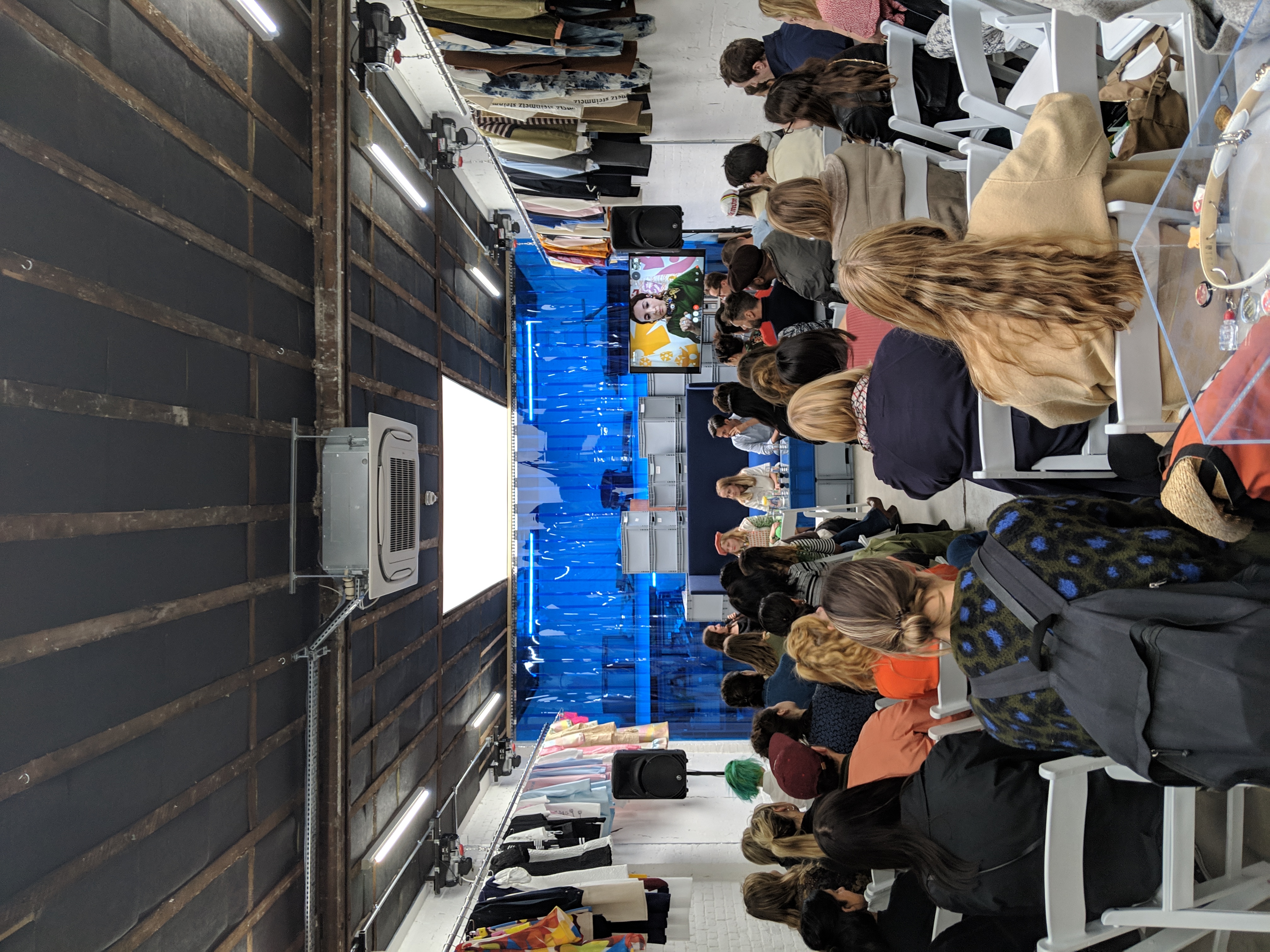 Whole Venue - toylk0ywbng.jpg