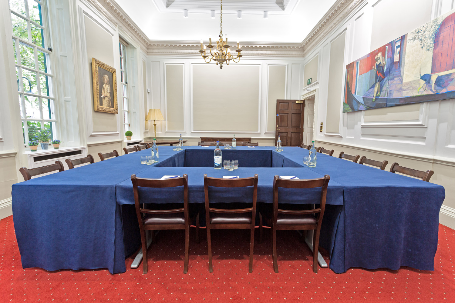The Drawing Room  - giiqxg34scc.JPG