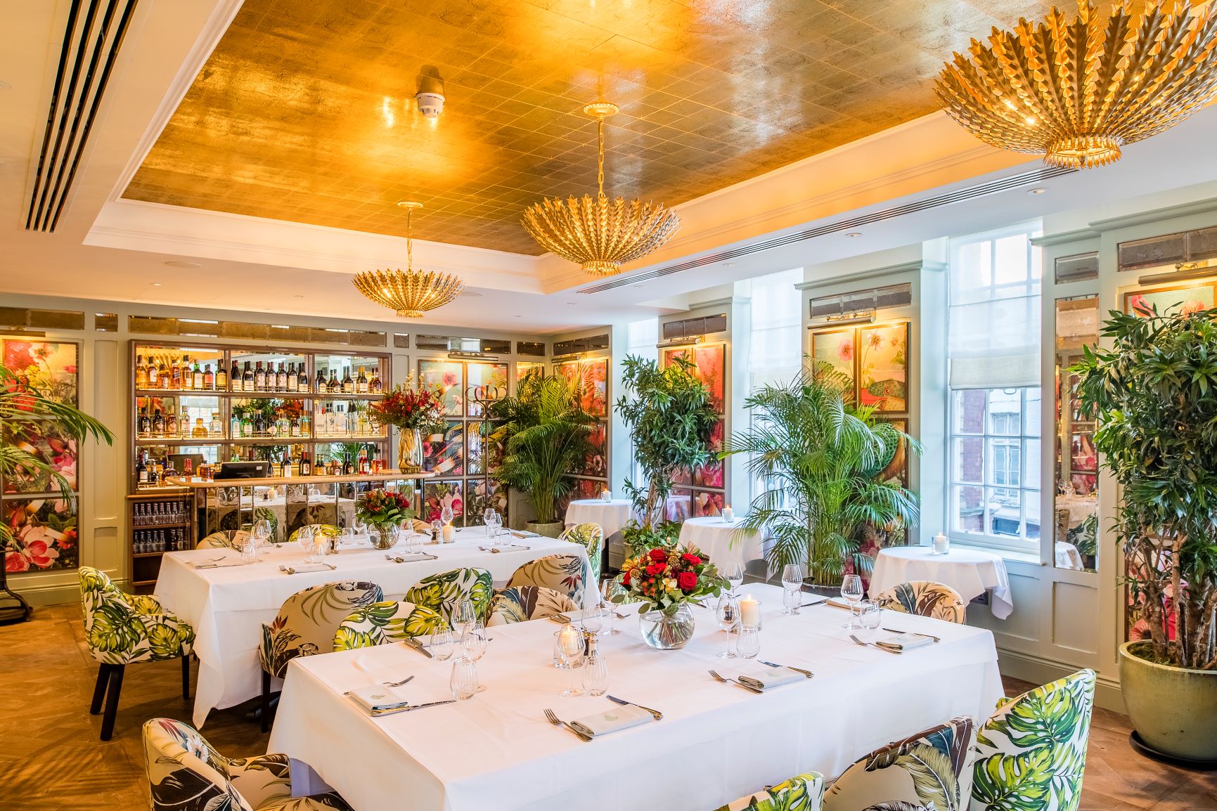 Elegant dining space in The Etty room, perfect for upscale dinners and corporate events.