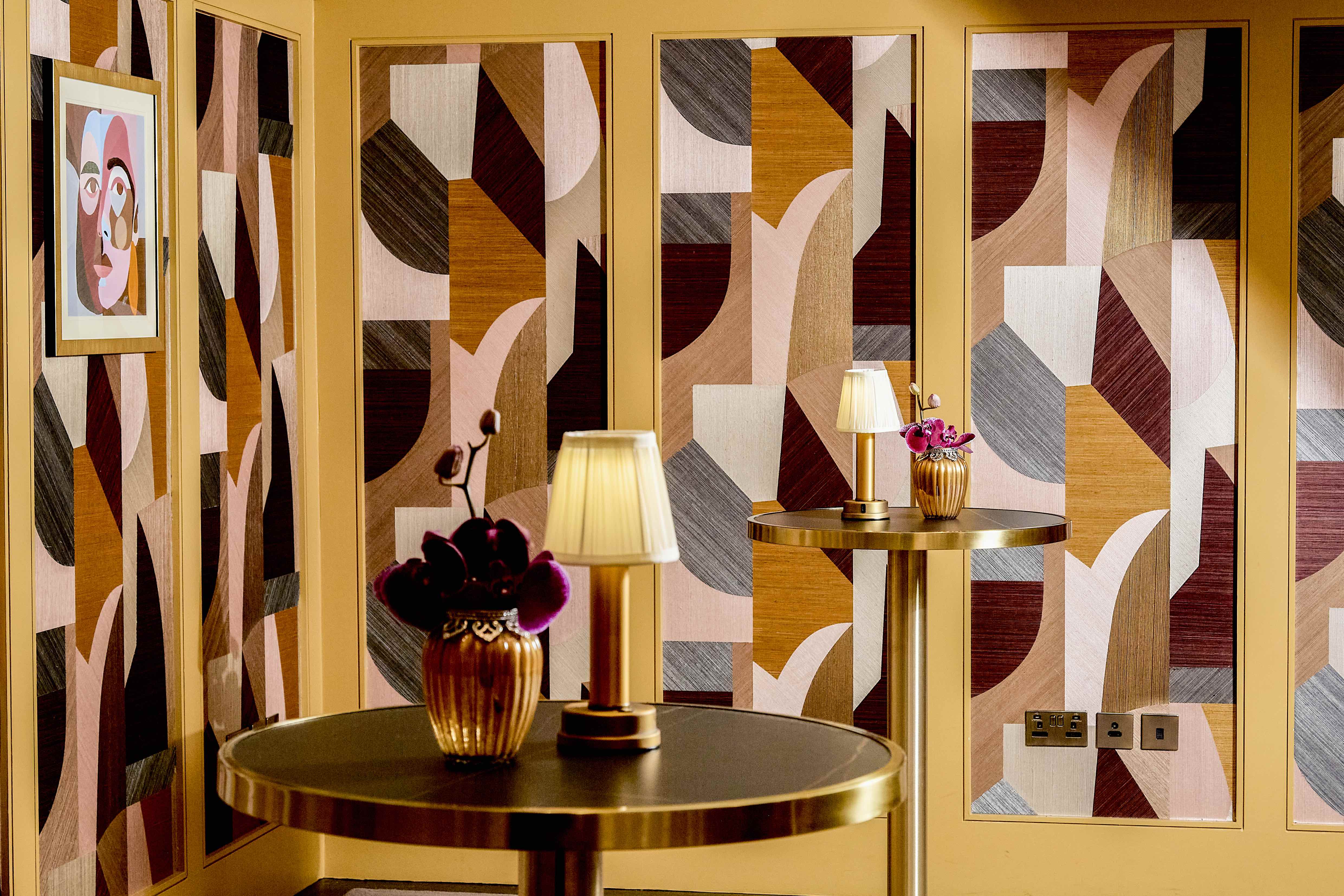 Club Room - m23prc3enab.jpg