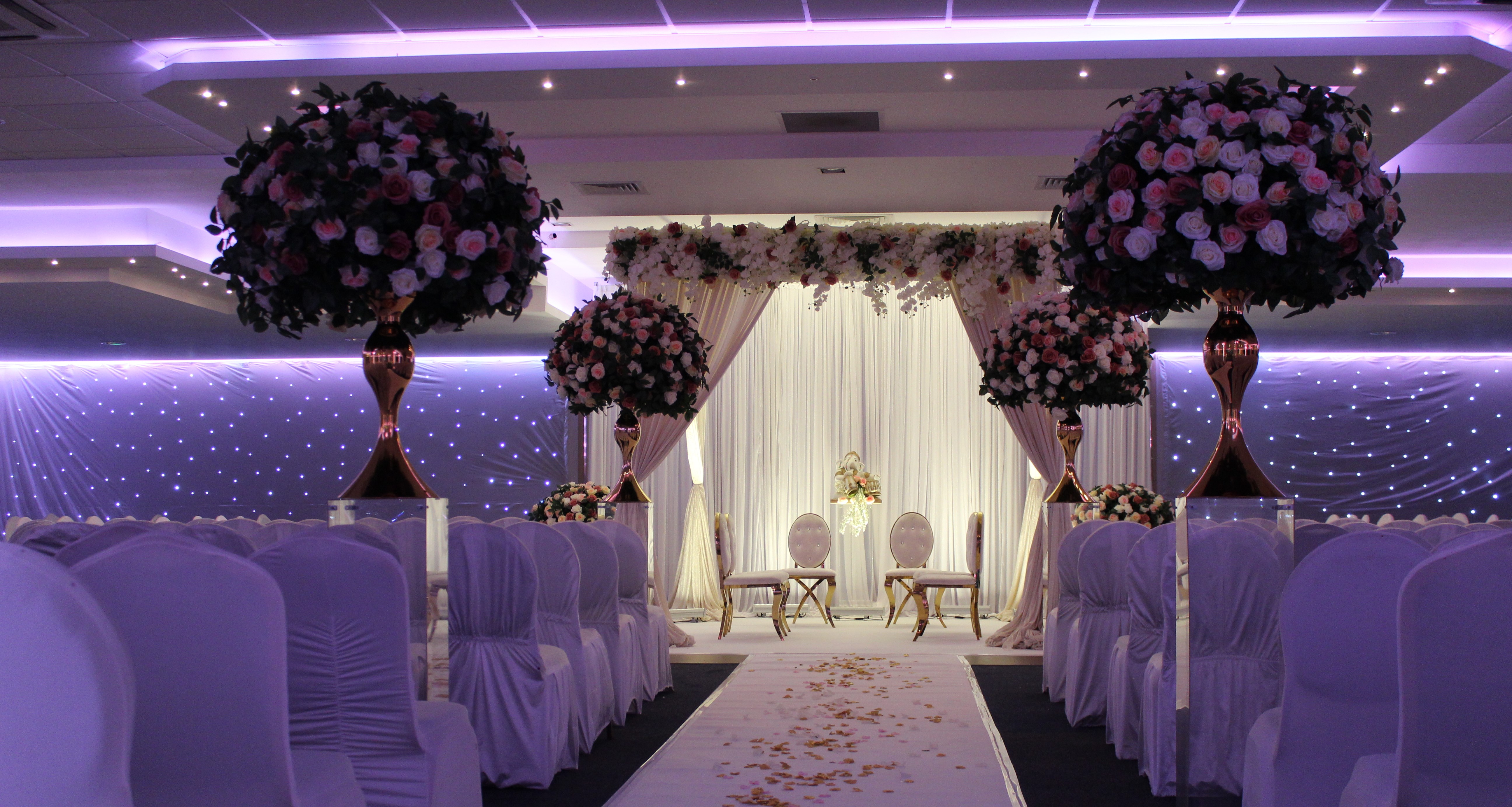 Executive lounge  - r1qiy3ghudq.JPG