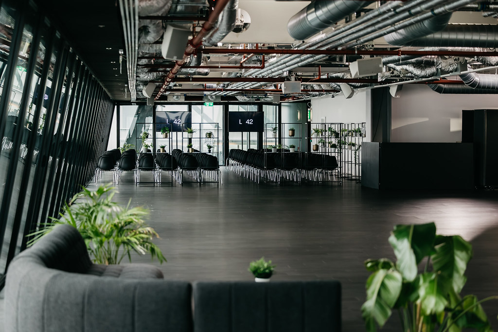 Landing 42 at the Leadenhall Building - image 1
