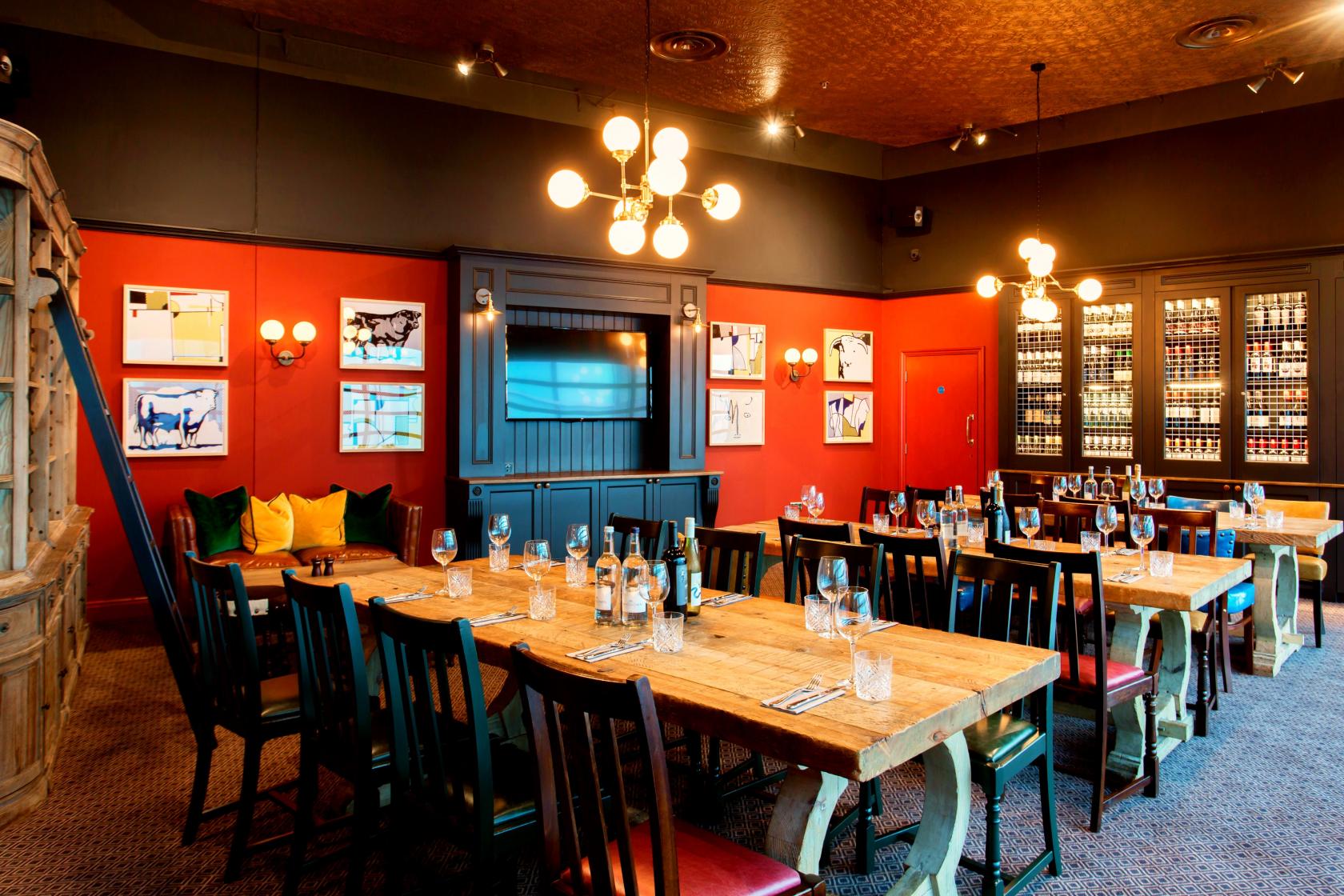 Stylish dining space in The Porter Room, ideal for corporate events and gatherings.