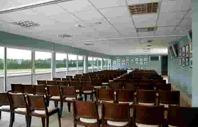 Berkshire Stand - Fred Winter & Mandarin Suites