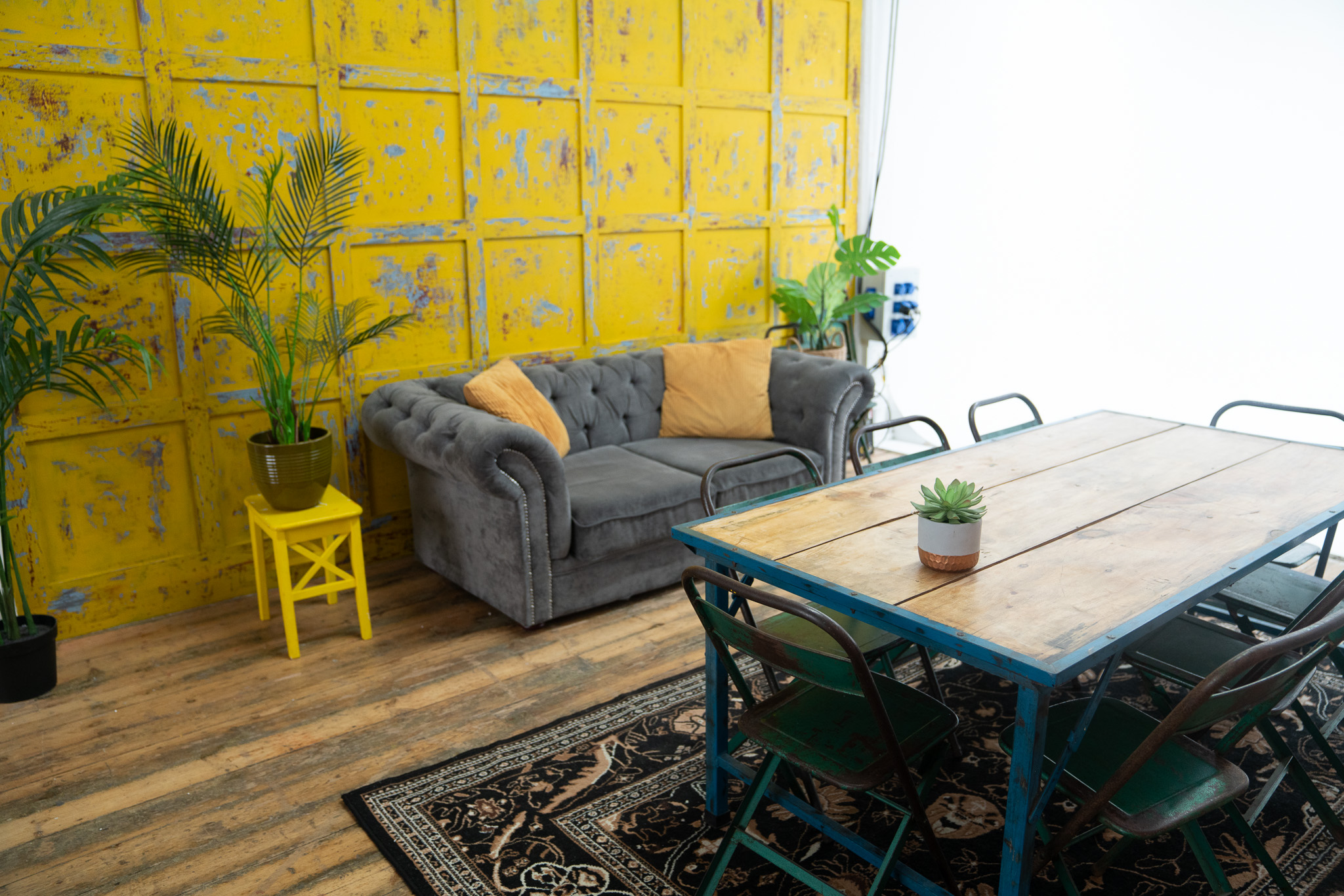 Crixus Warehouse Kitchen & Cove - ex0usvfztrg.jpg