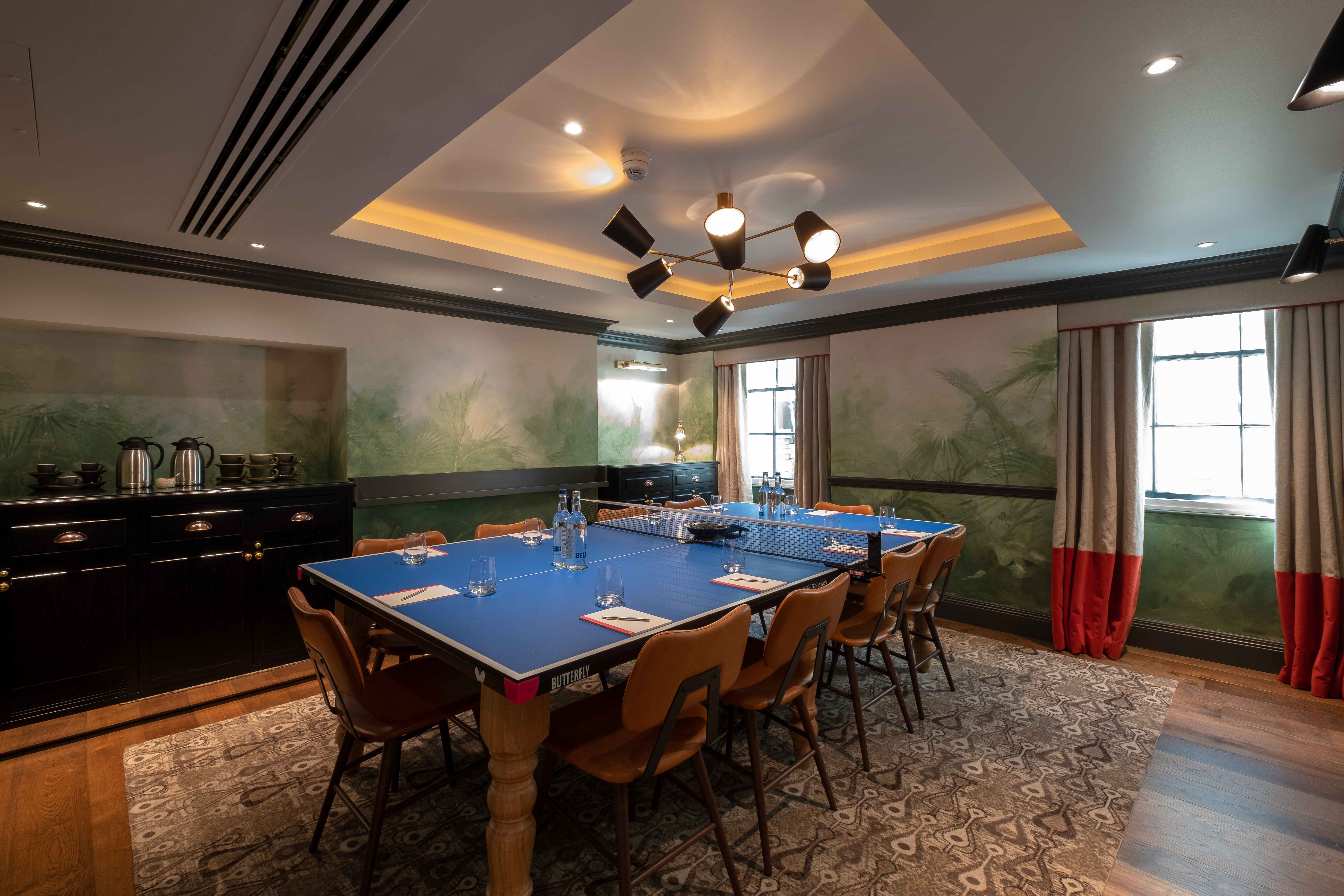 Pitching Rooms - qpk0pcwcetp.jpg