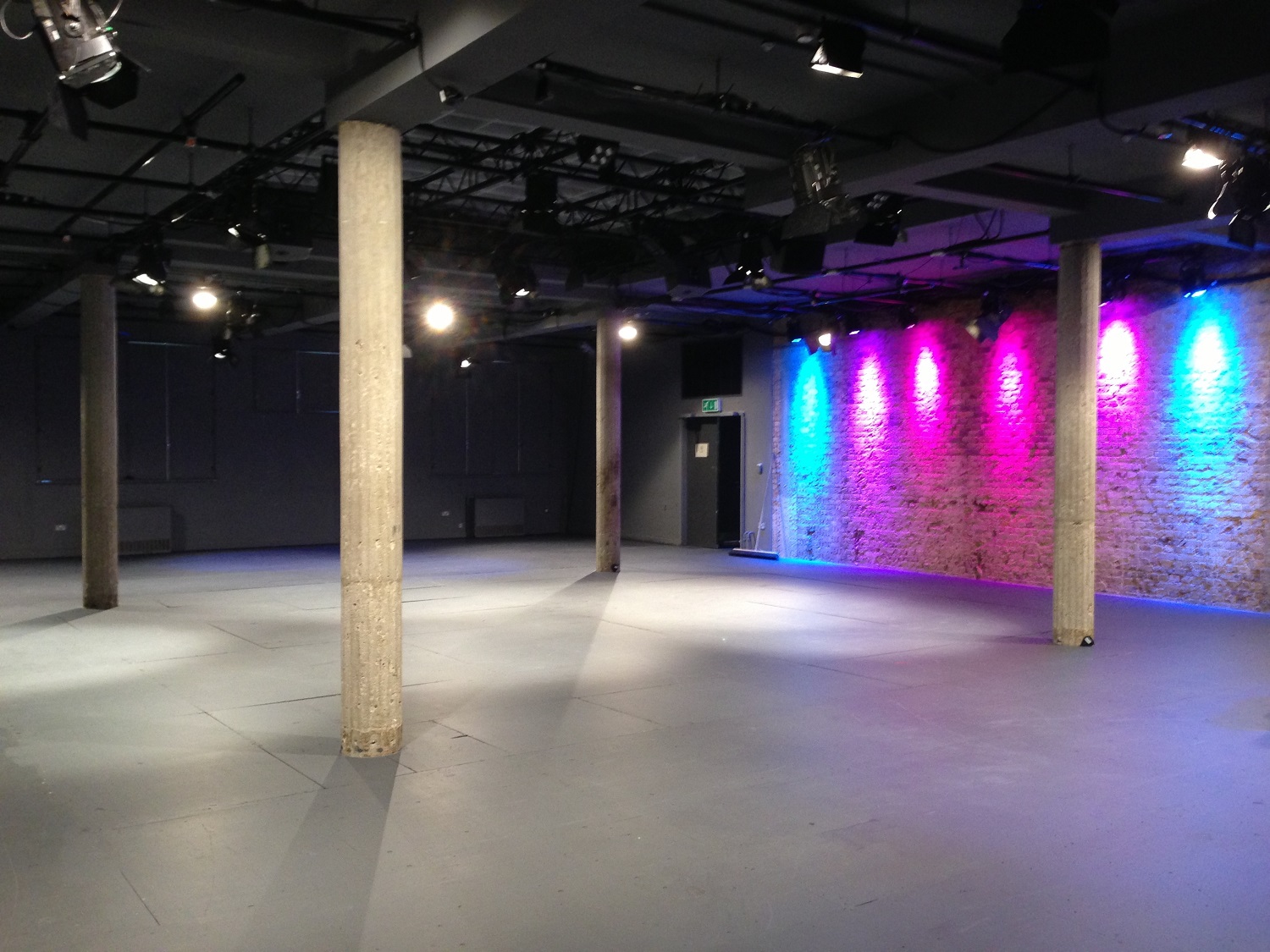 Auditorium - 0e40y35r0bn.JPG