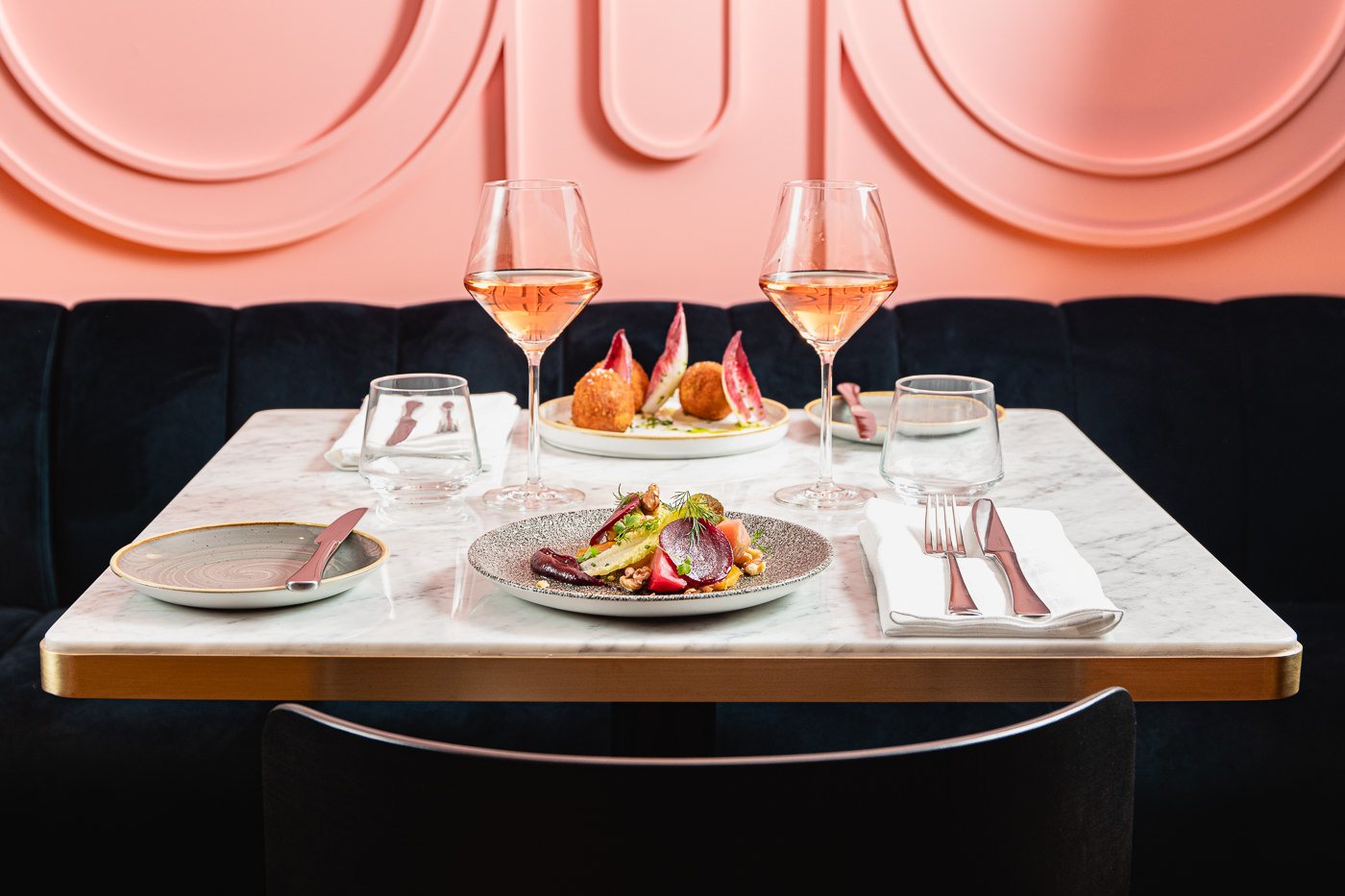 Elegant dining table for business meetings at The Boulevard restaurant and bar.