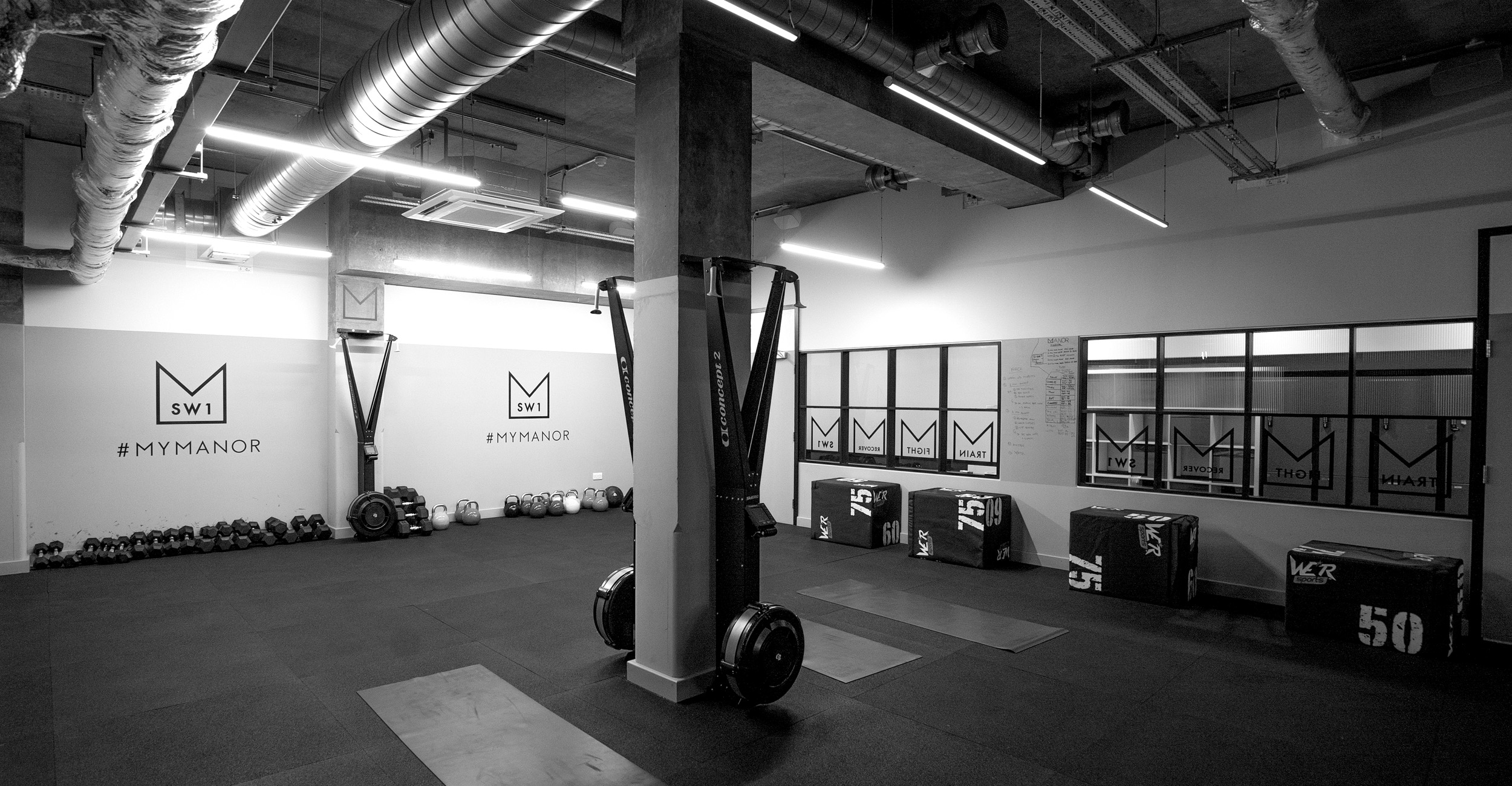 Modern fitness studio in Manor SW1, ideal for wellness events and team-building activities.