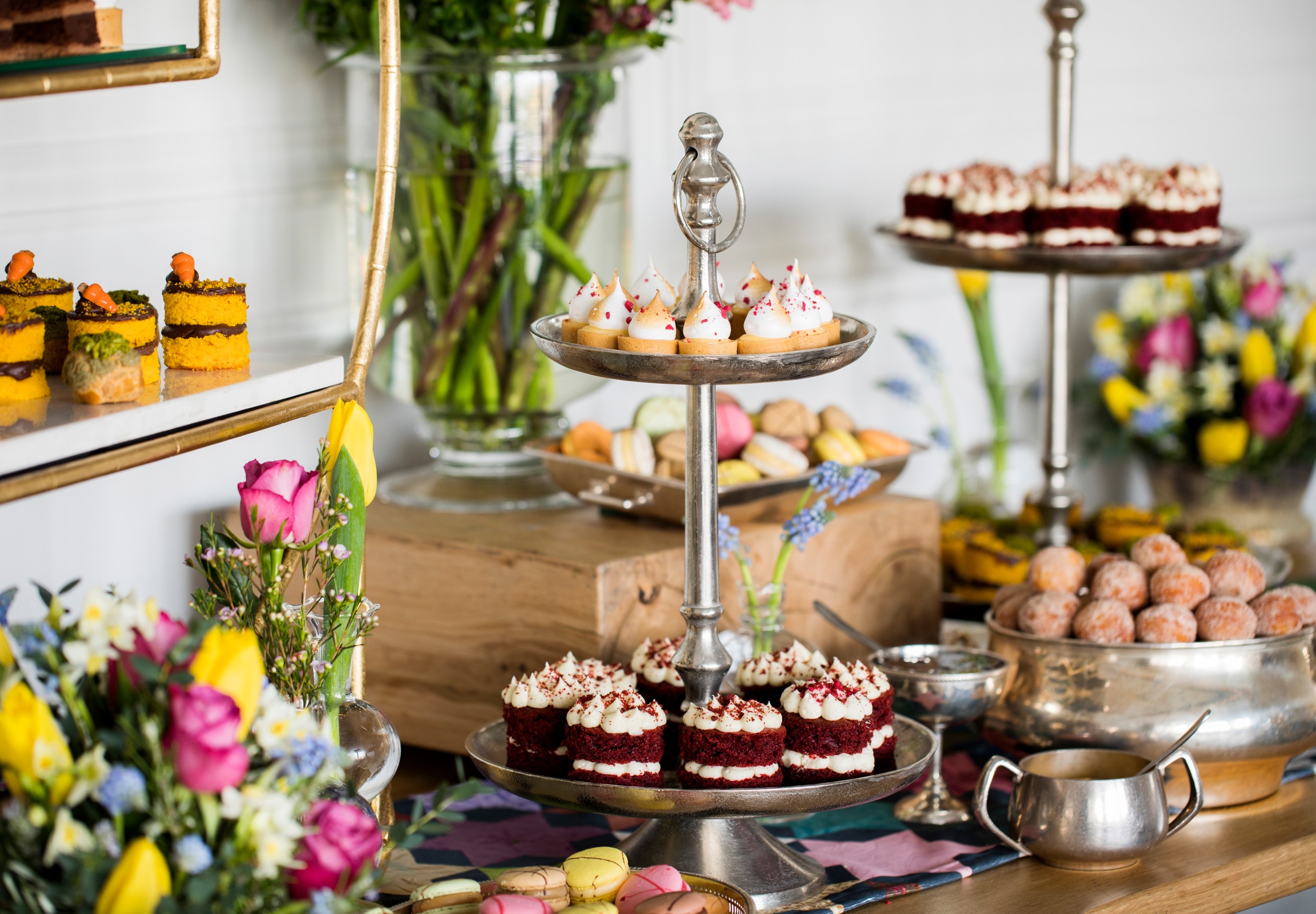 The Balcony Room - iakgy5hjkd5.jpg