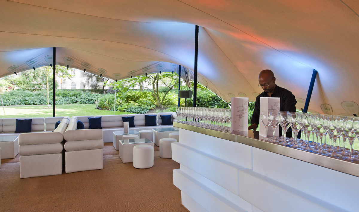 Stylish outdoor lounge at Portman Square Garden, ideal for cocktail receptions and networking.