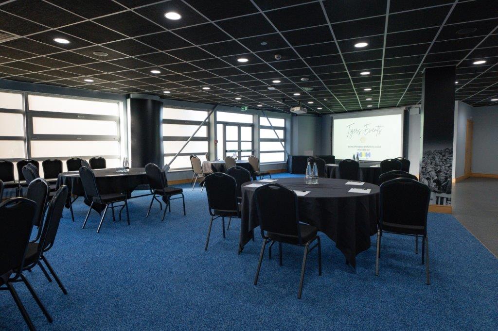 1904 Lounge - ppgkstoguer.jpg