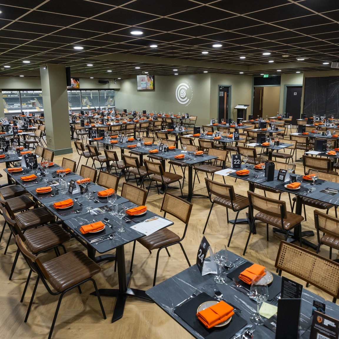 Circle Restaurant - ljqqp5nr1ew.jpg