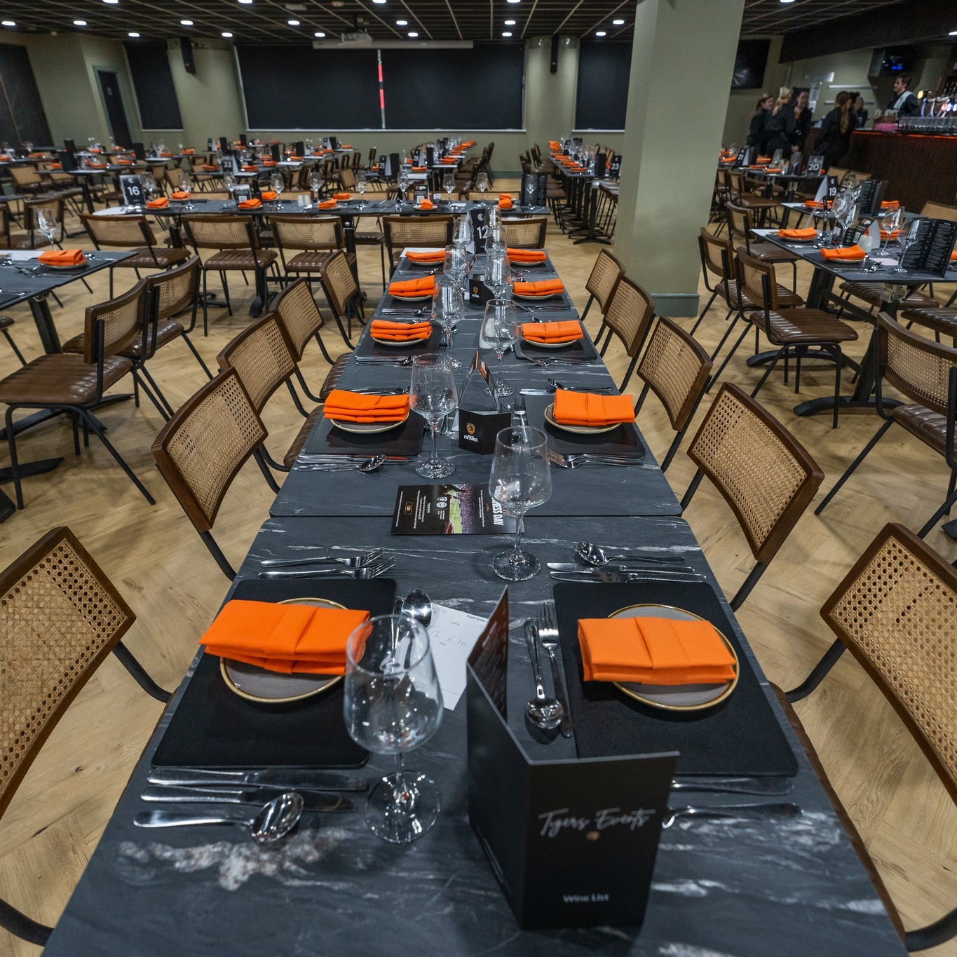 Circle Restaurant - smhyifzeoae.jpg