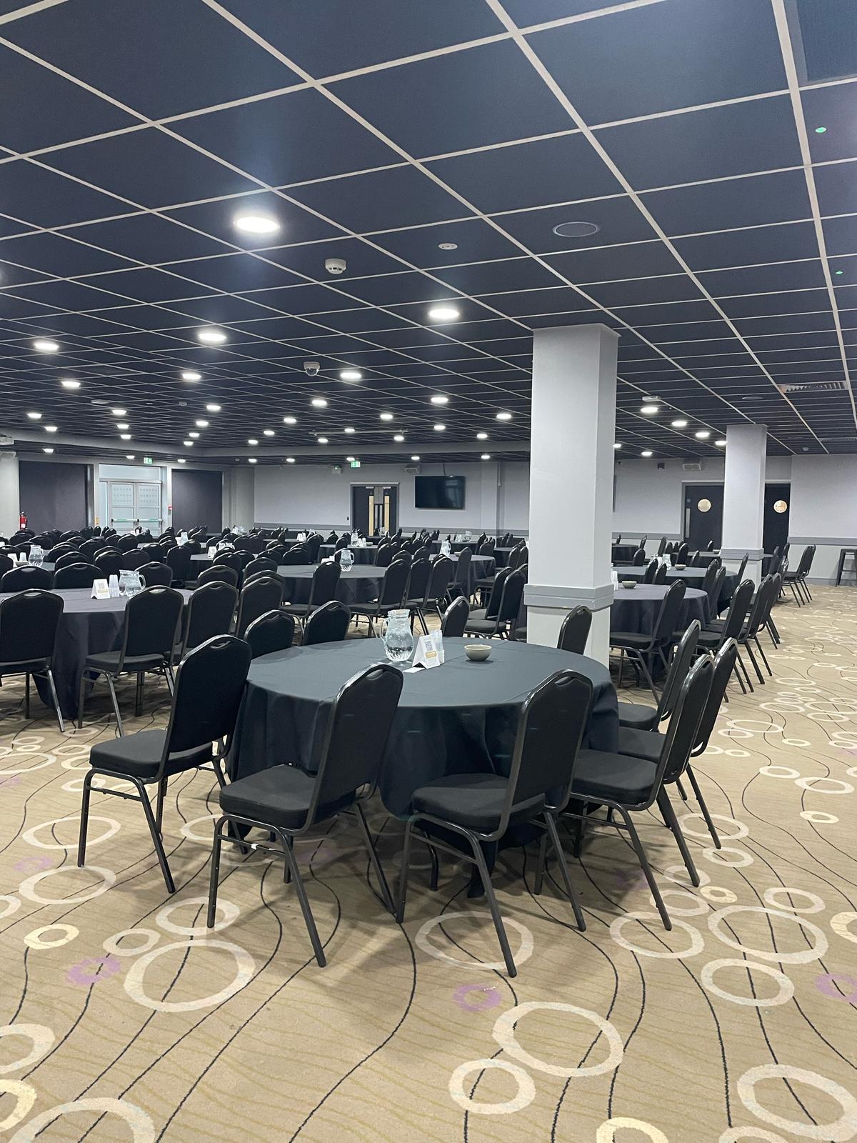 Kingston Suite - q0mw0jjcfvx.jpg