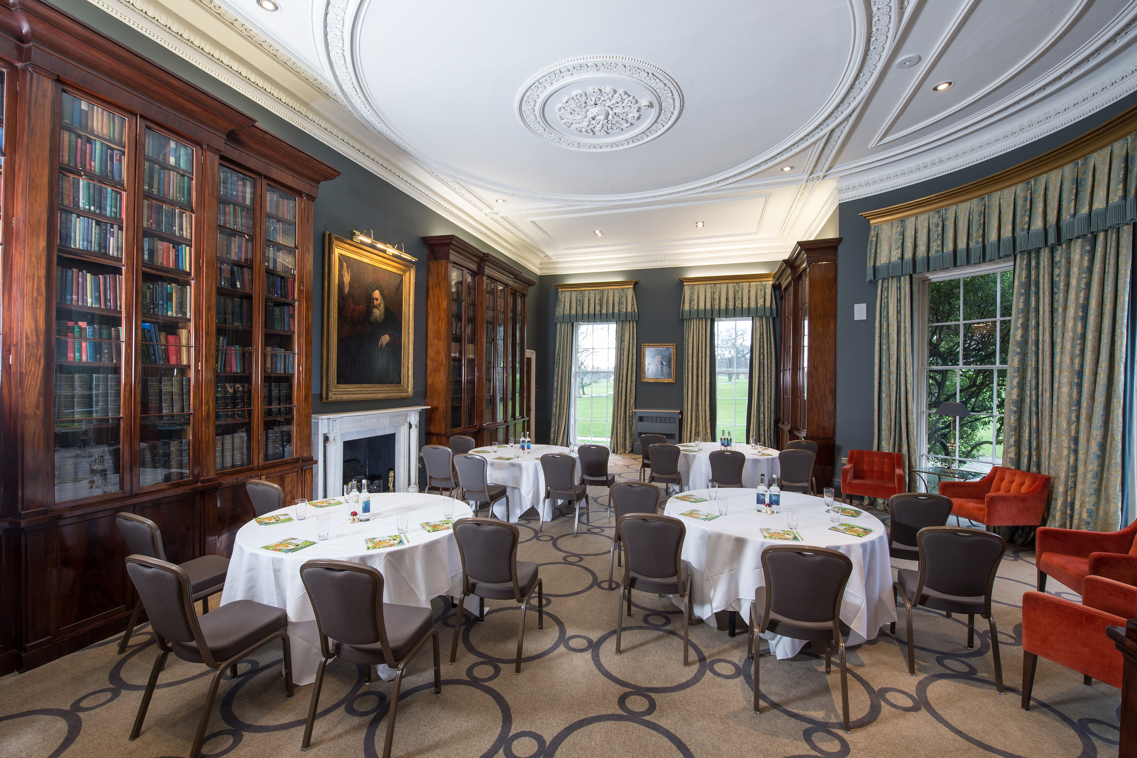 Elegant meeting space in Rudding Park Library, ideal for corporate events and gatherings.