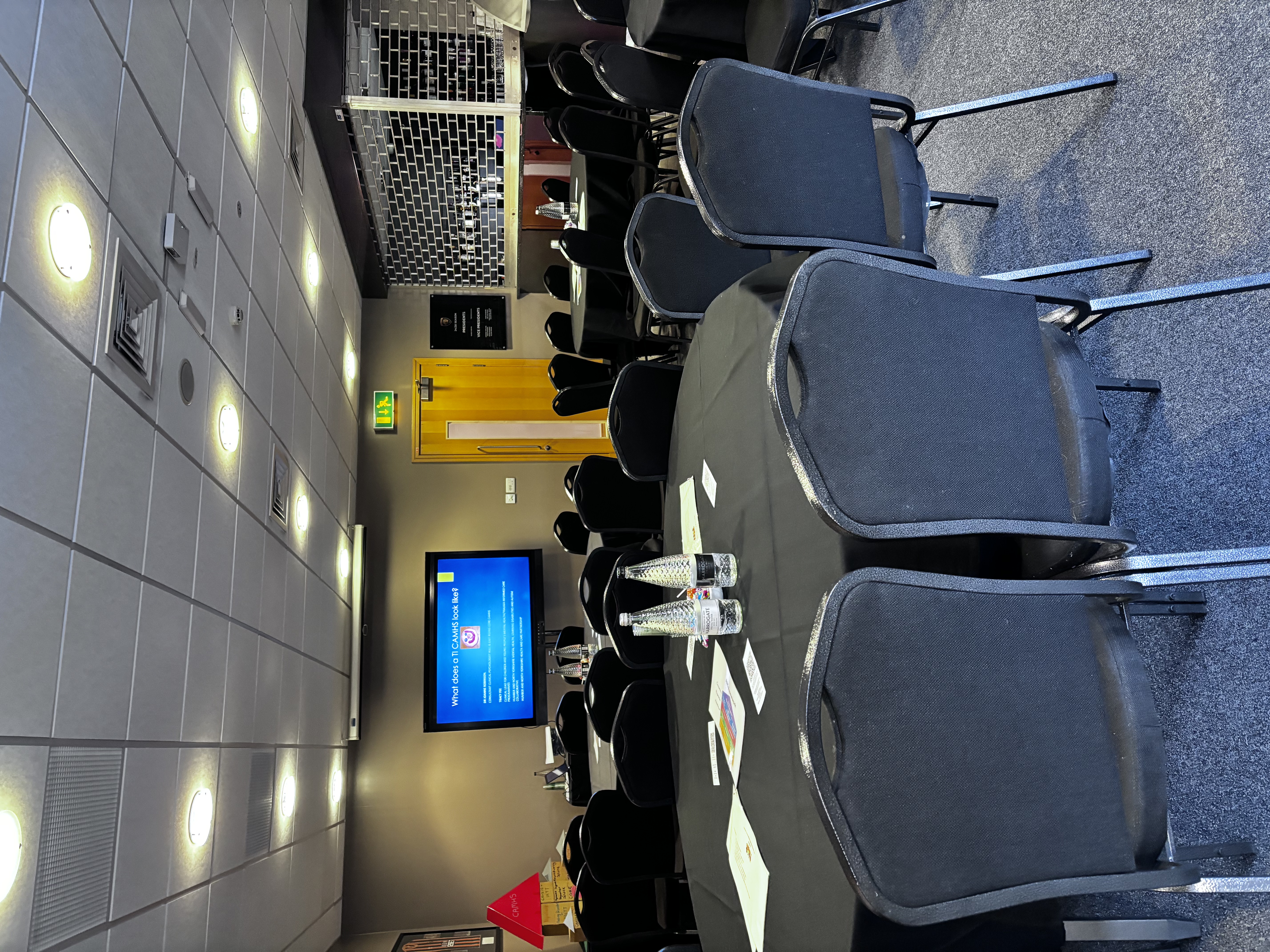 The Vice President's Suite & Guest Lounge - vqyt0idrcew.JPG