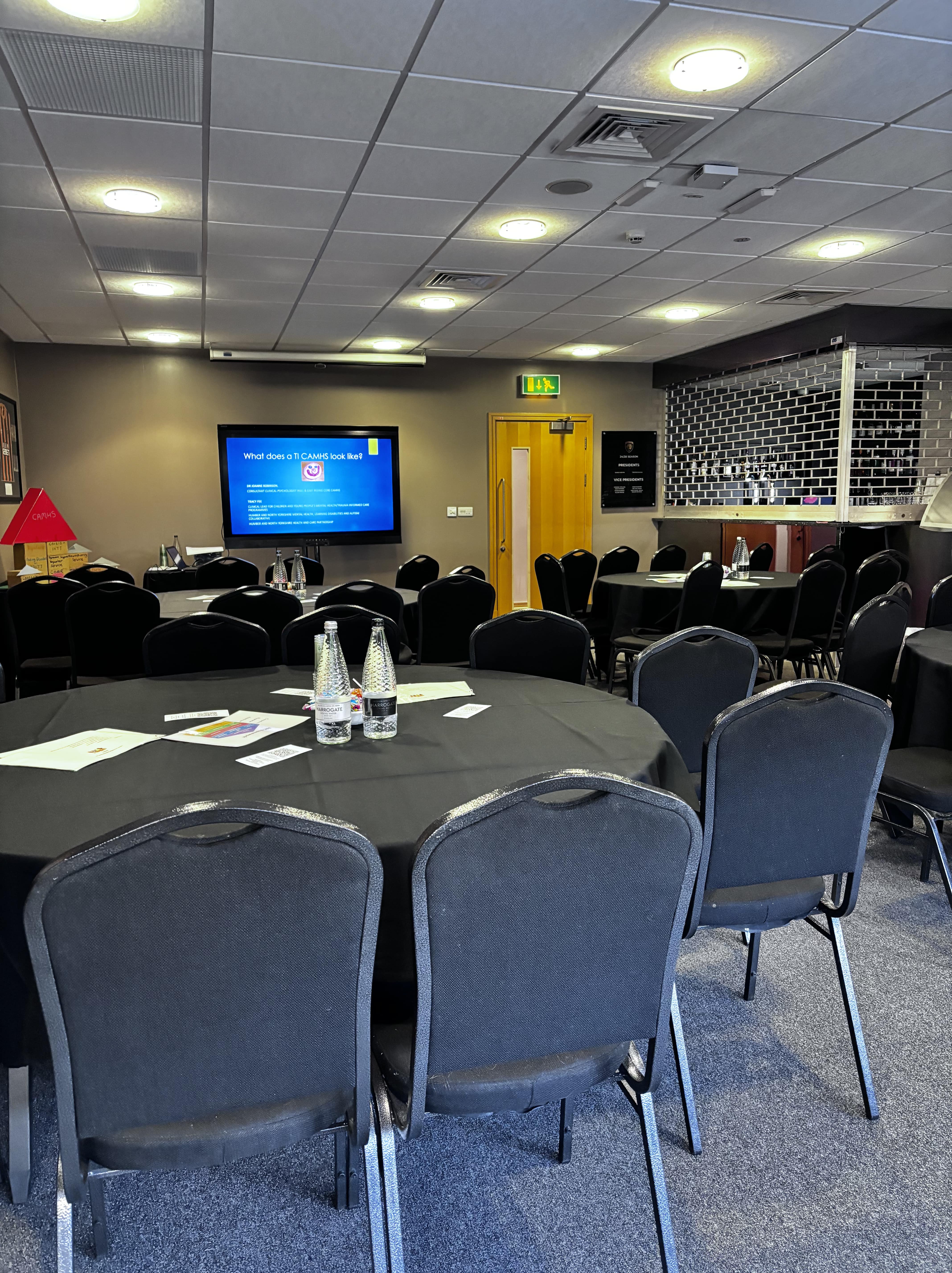 The Vice President's Suite & Guest Lounge - cc1cds3acnr.JPG