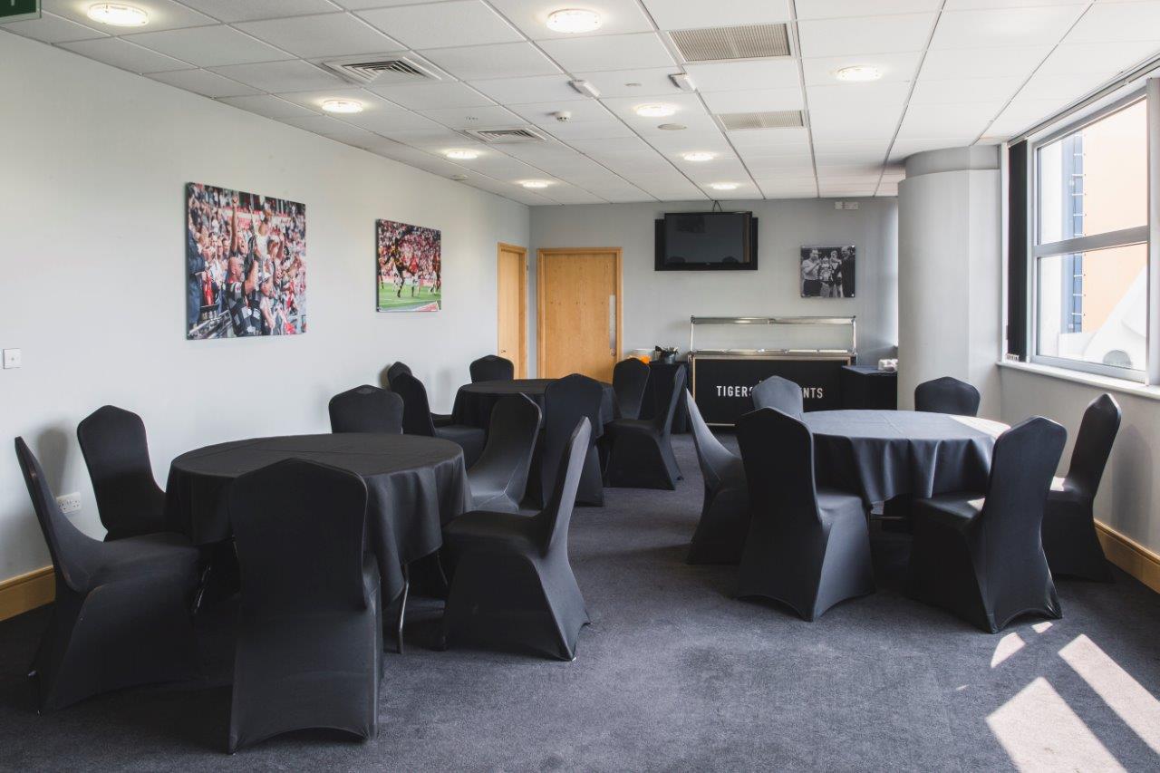 The Vice President's Suite & Guest Lounge - gjexg42wfwa.jpg