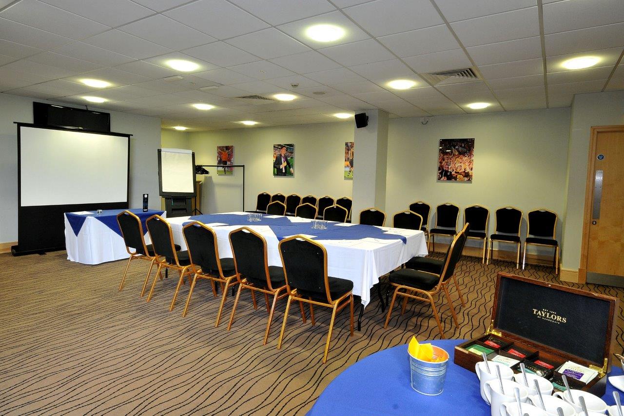 The Needler Suite - 2wmc5ups01a.jpg