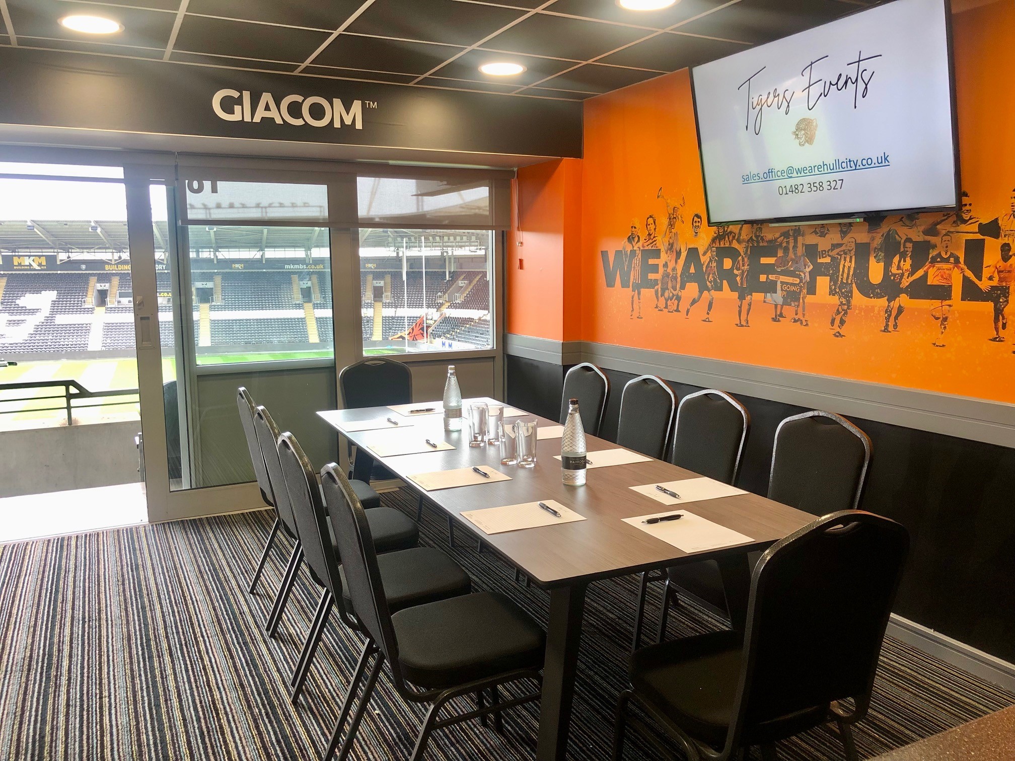 Executive Boxes - orksxino5qv.jpg