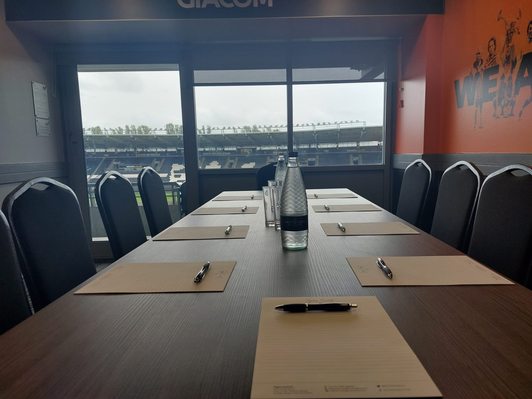 Executive Boxes - weaychhaouz.jpg