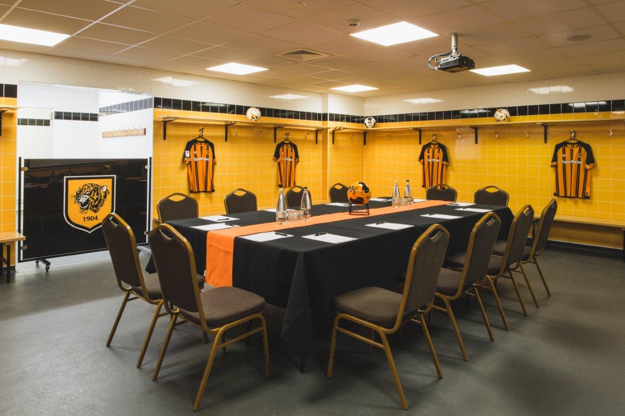 Changing Rooms - h2jmp2gofbs.jpg