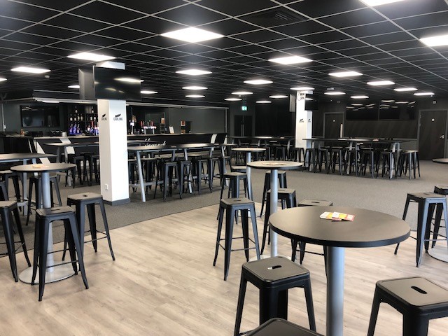 Legends Lounge - idyyn14jvsa.jpg