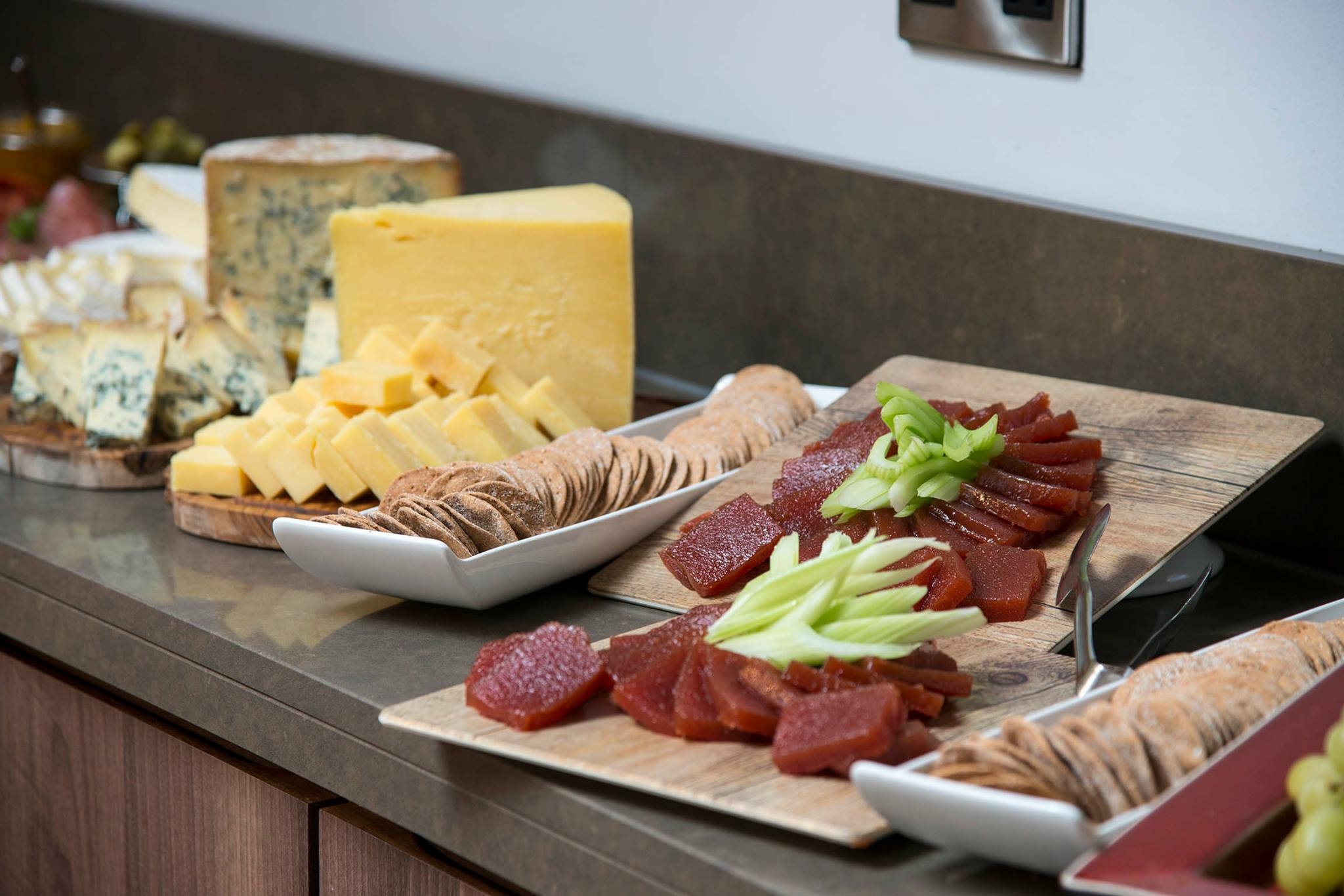 Claremont Suite  - 3nwilm53zdr.JPG