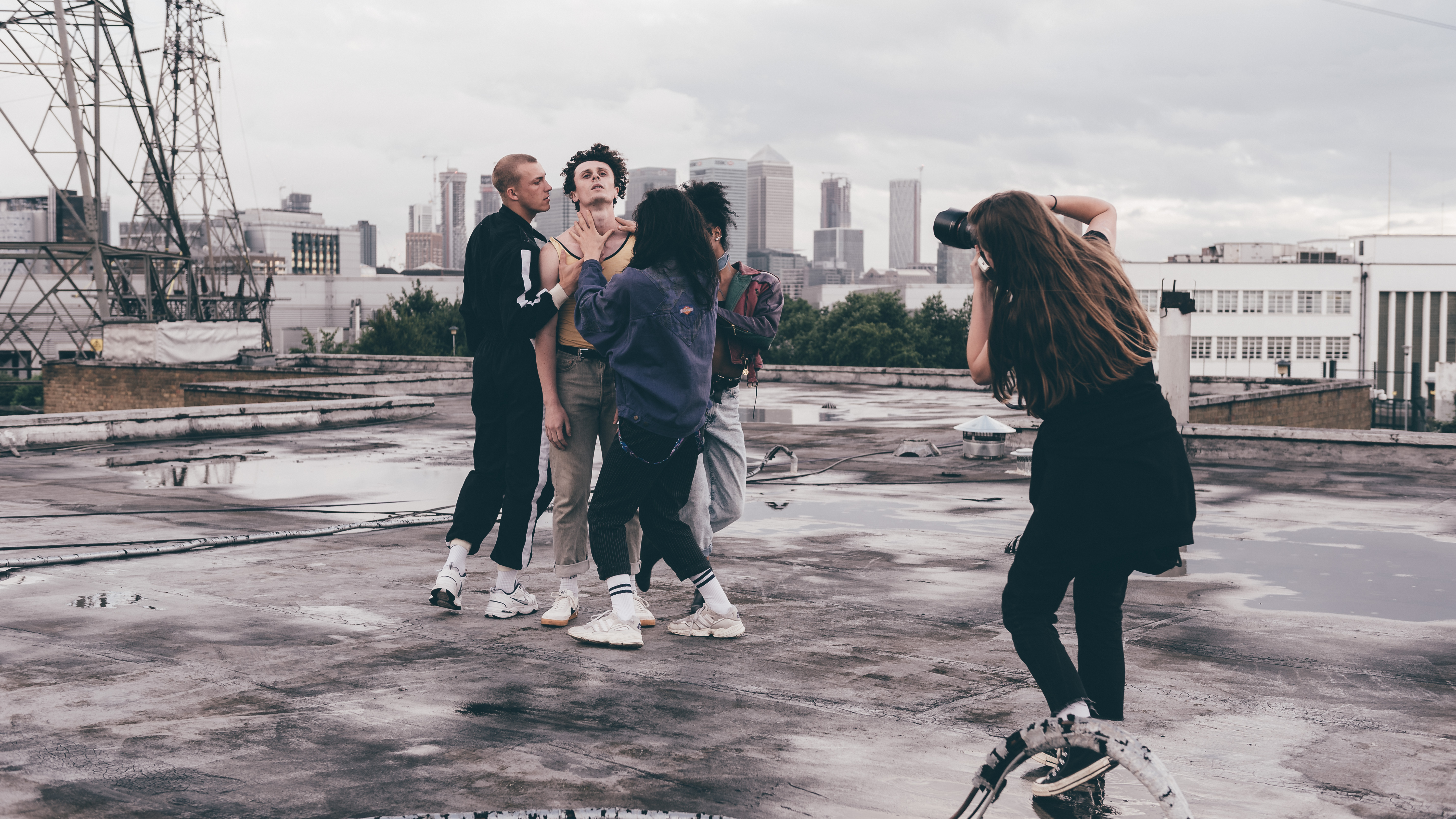 Dynamic rooftop photoshoot at FOLD venue, ideal for fashion and lifestyle events.