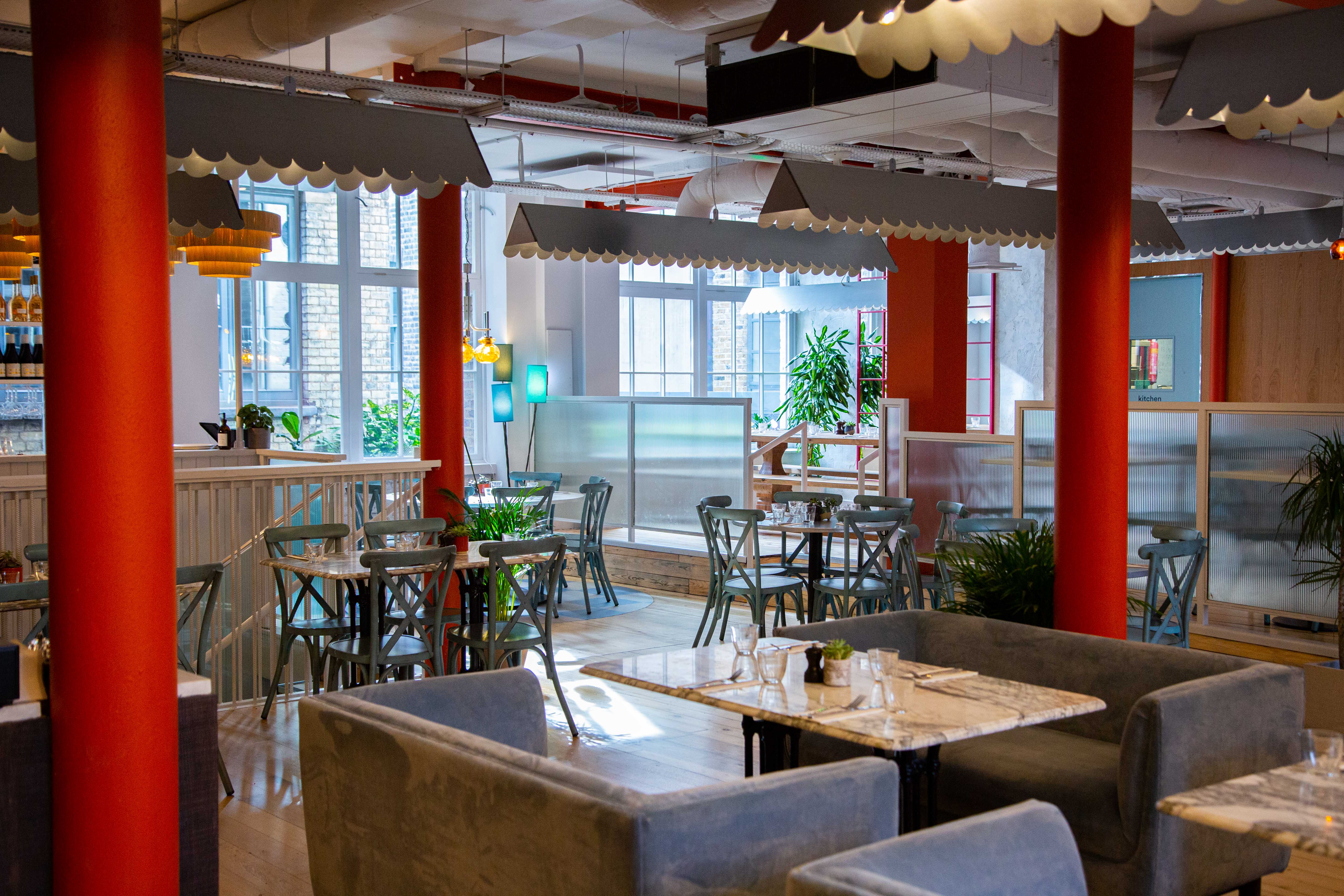 Upstairs - 1rxzmw52grl.jpg