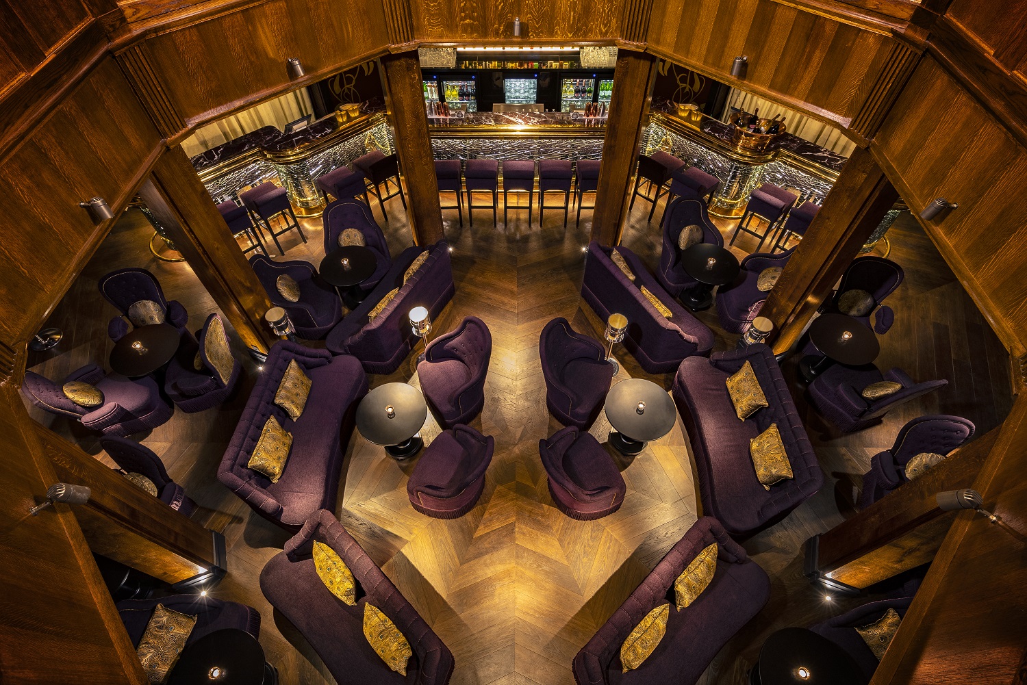 Sophisticated lounge at The Baptist, L'oscar London, ideal for cocktail receptions and meetings.