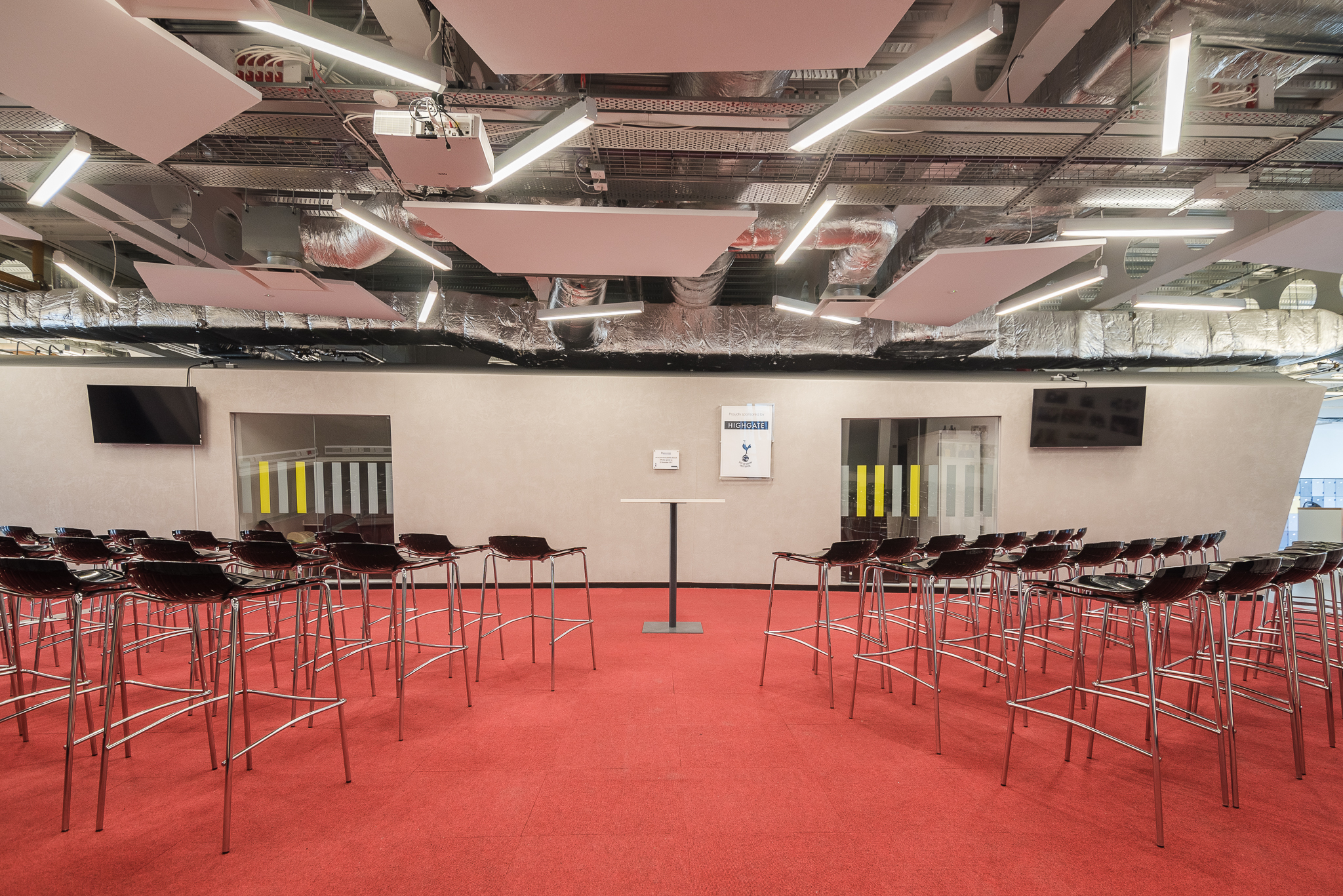 Modern breakout room in London Academy, ideal for workshops and networking events.