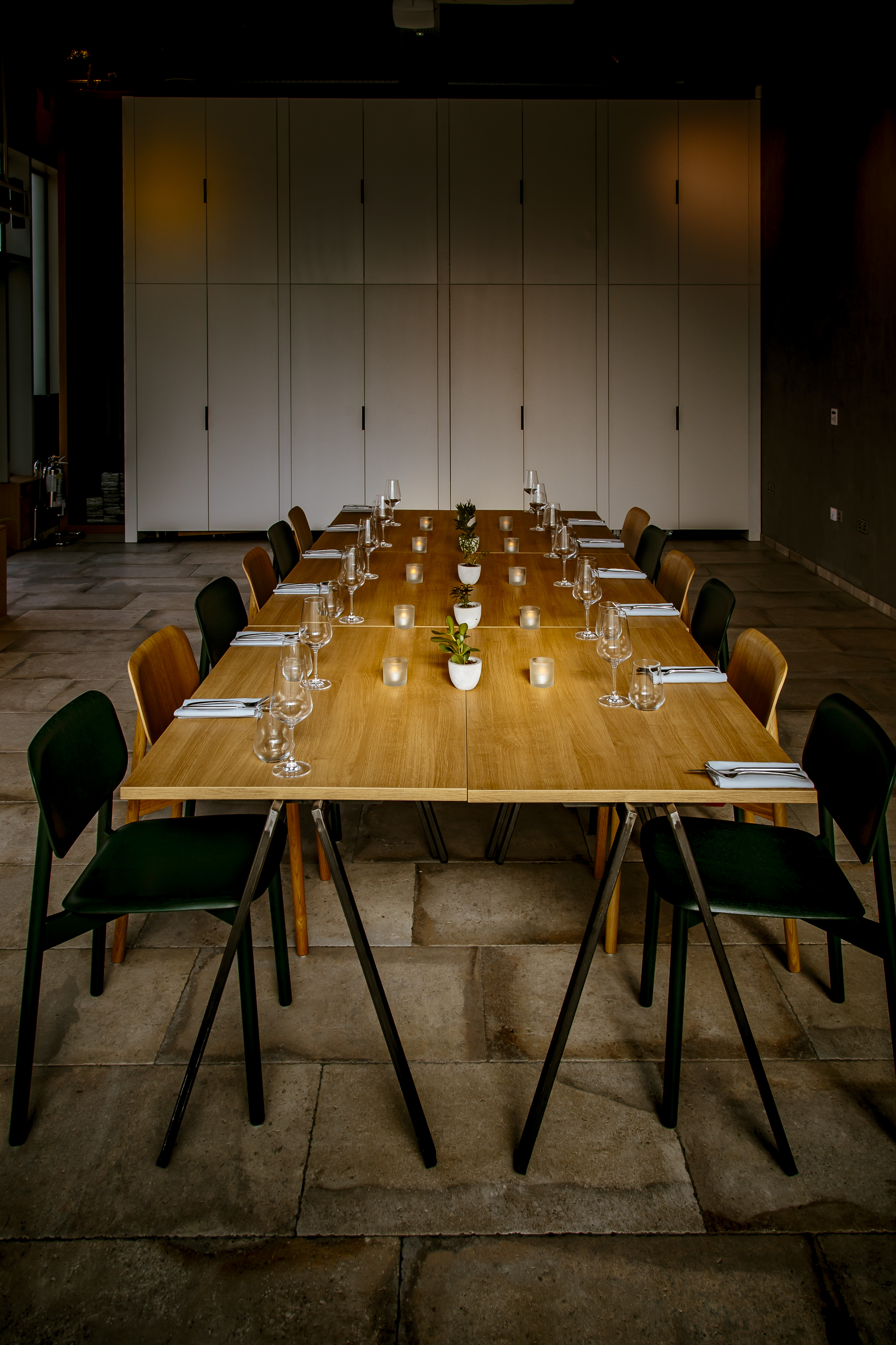 Studio - ugyem5lew0p.jpg