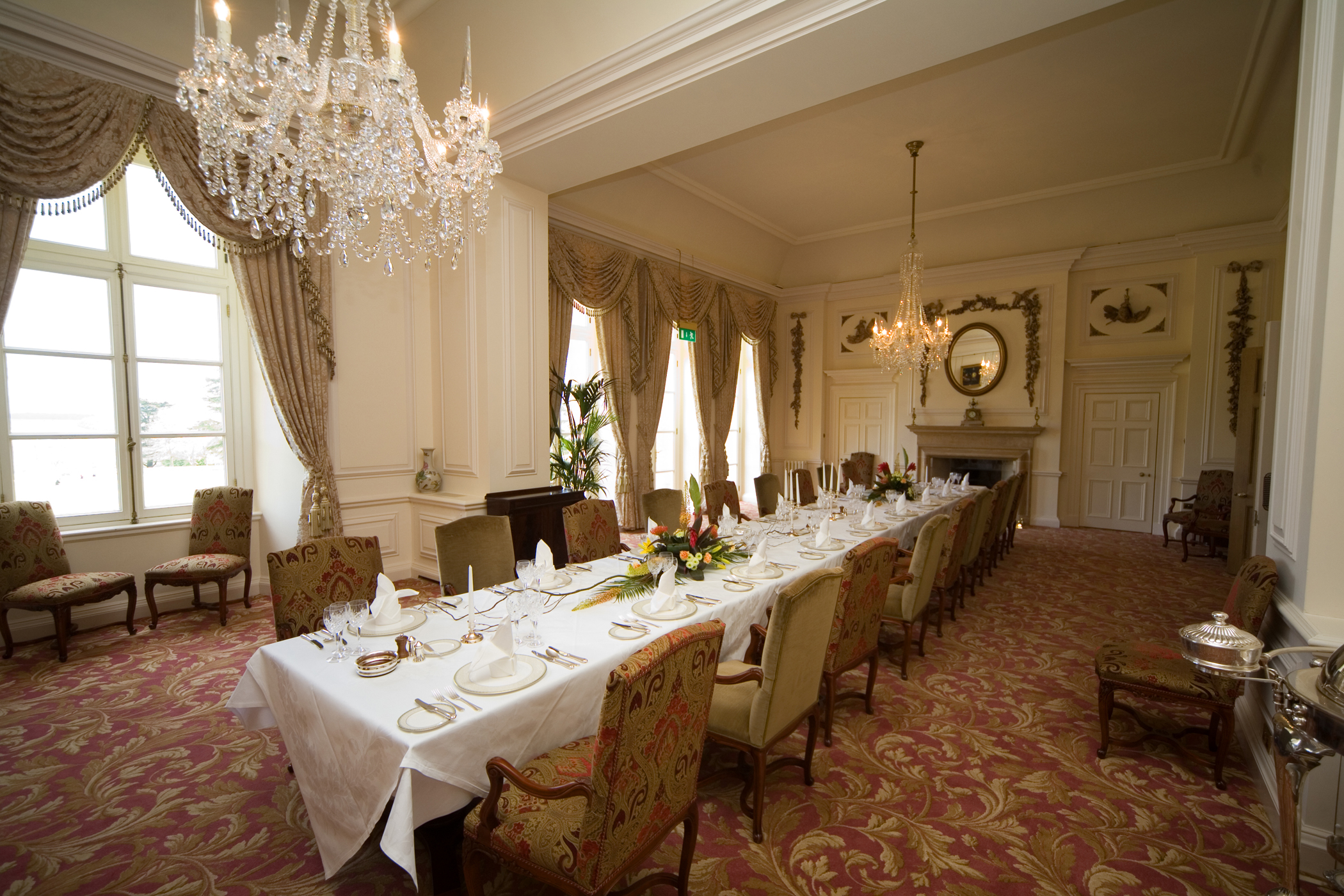 Elegant dining room at Luton Hoo for corporate meetings and intimate events.