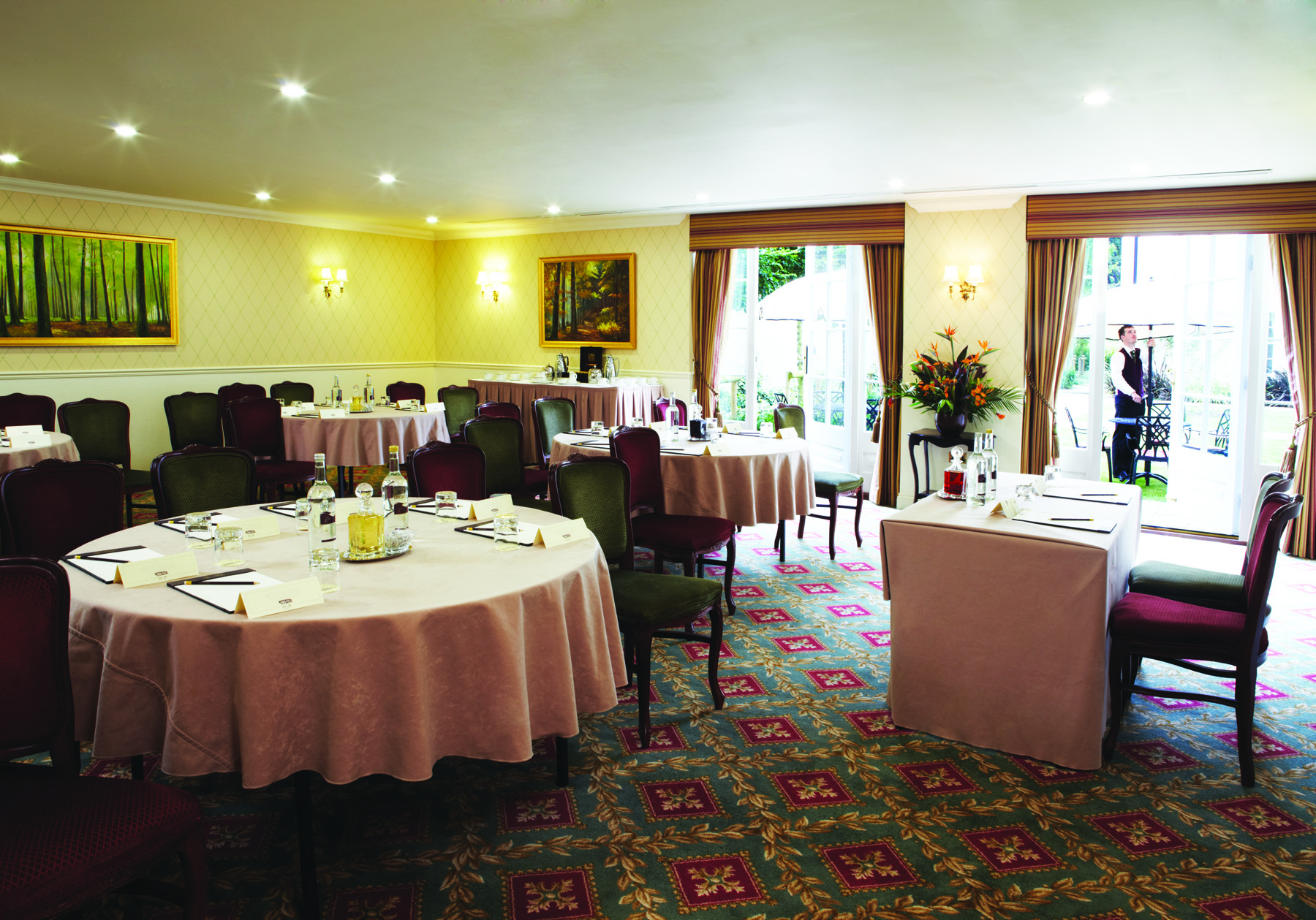 Stockingwood meeting room at Luton Hoo, ideal for corporate events and gatherings.