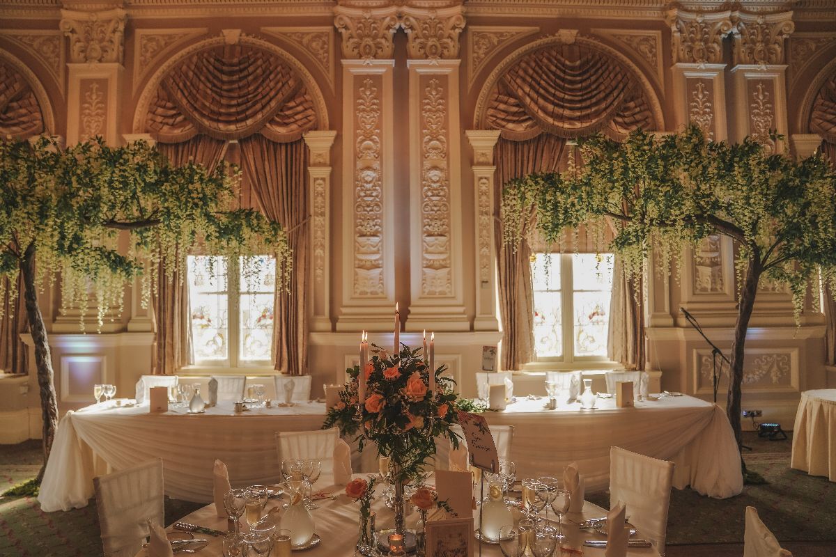 The Compton Room - swdtw3giqit.jpg