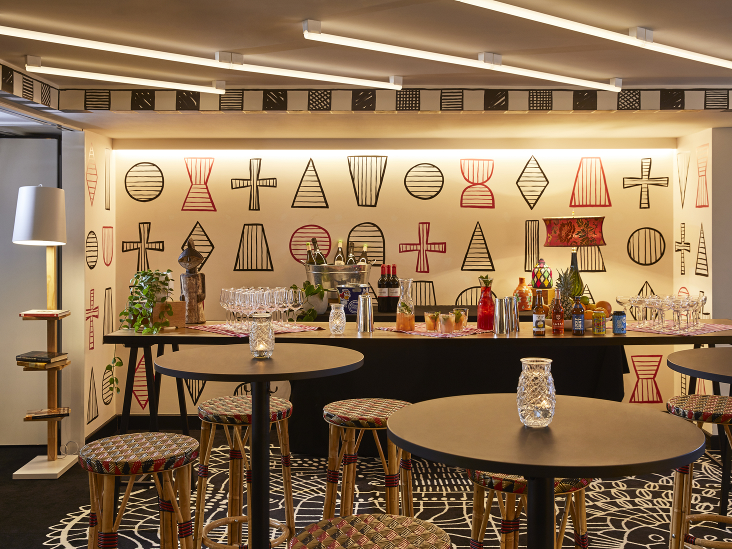 Stylish bar at Atelier 1, Mama Shelter London for networking events and cocktail receptions.