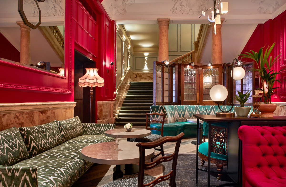 Stylish lounge at Rakes Parlor, Andaz London for networking events and meetings.