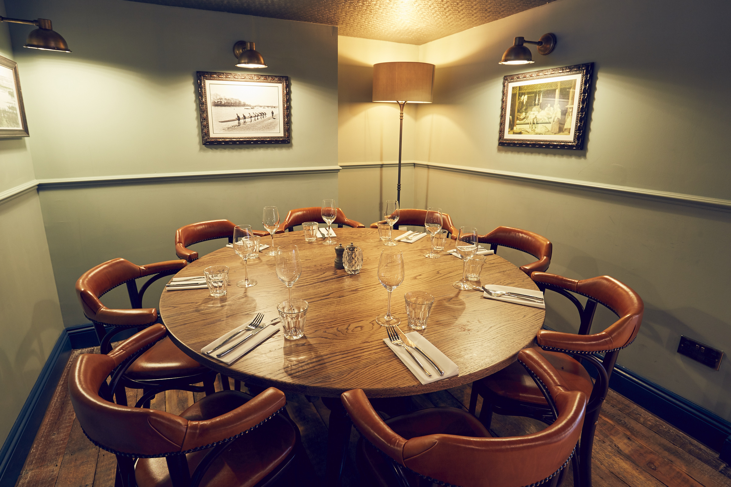 Private dining room at East Putney Tavern, ideal for executive dinners and small events.