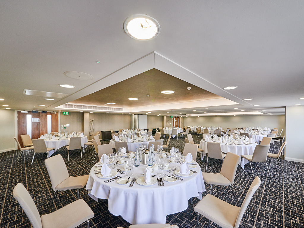 Level 15 Meeting Rooms, Park Regis Birmingham - elegant event space for corporate gatherings.