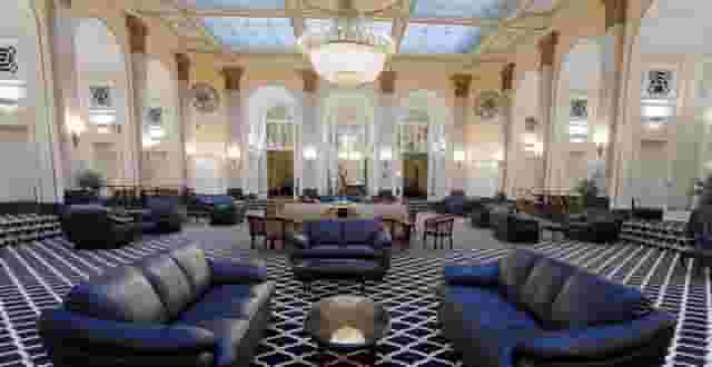 Grand Lounge