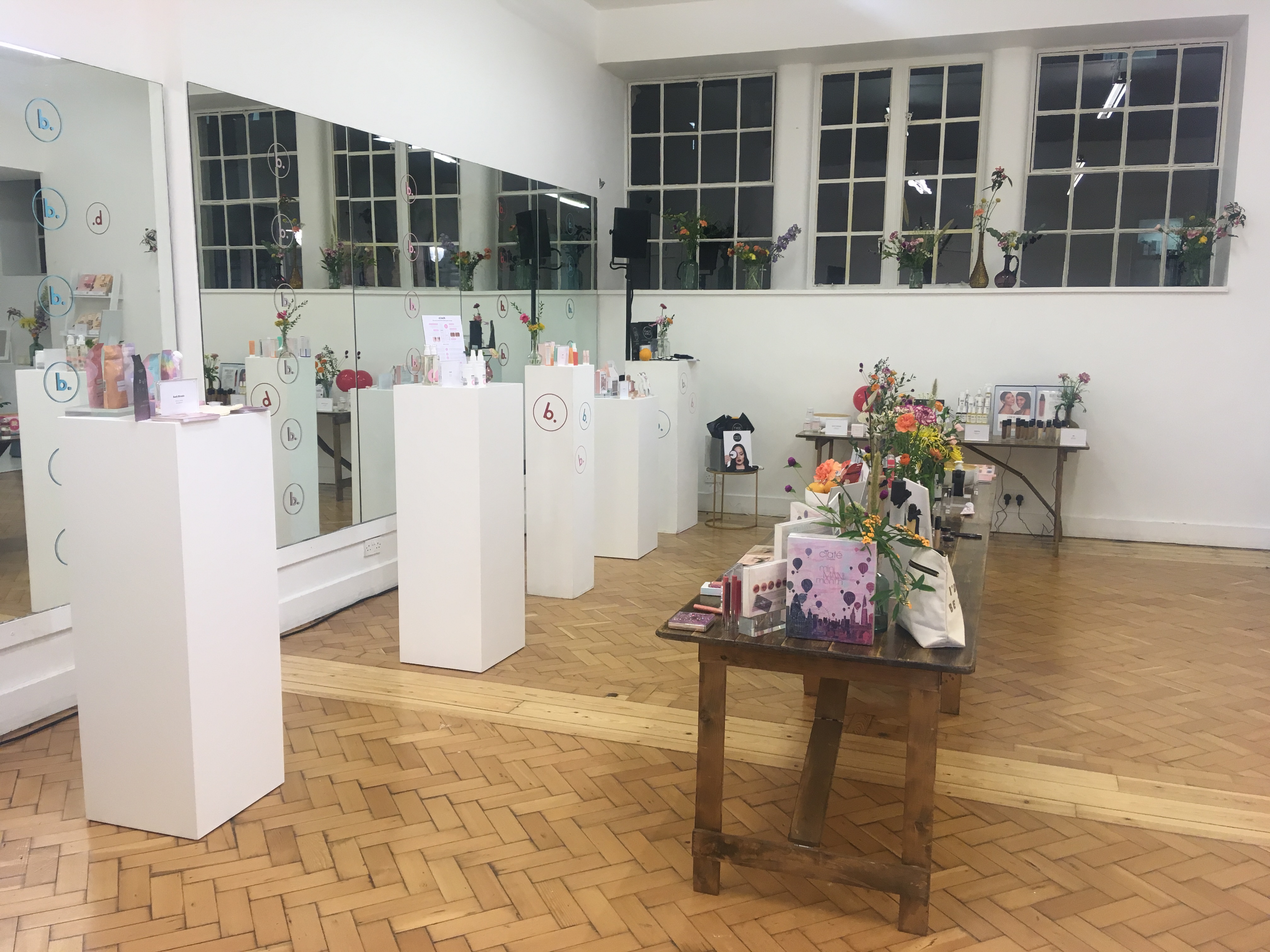 Venue - hitrilxn1wv.JPG