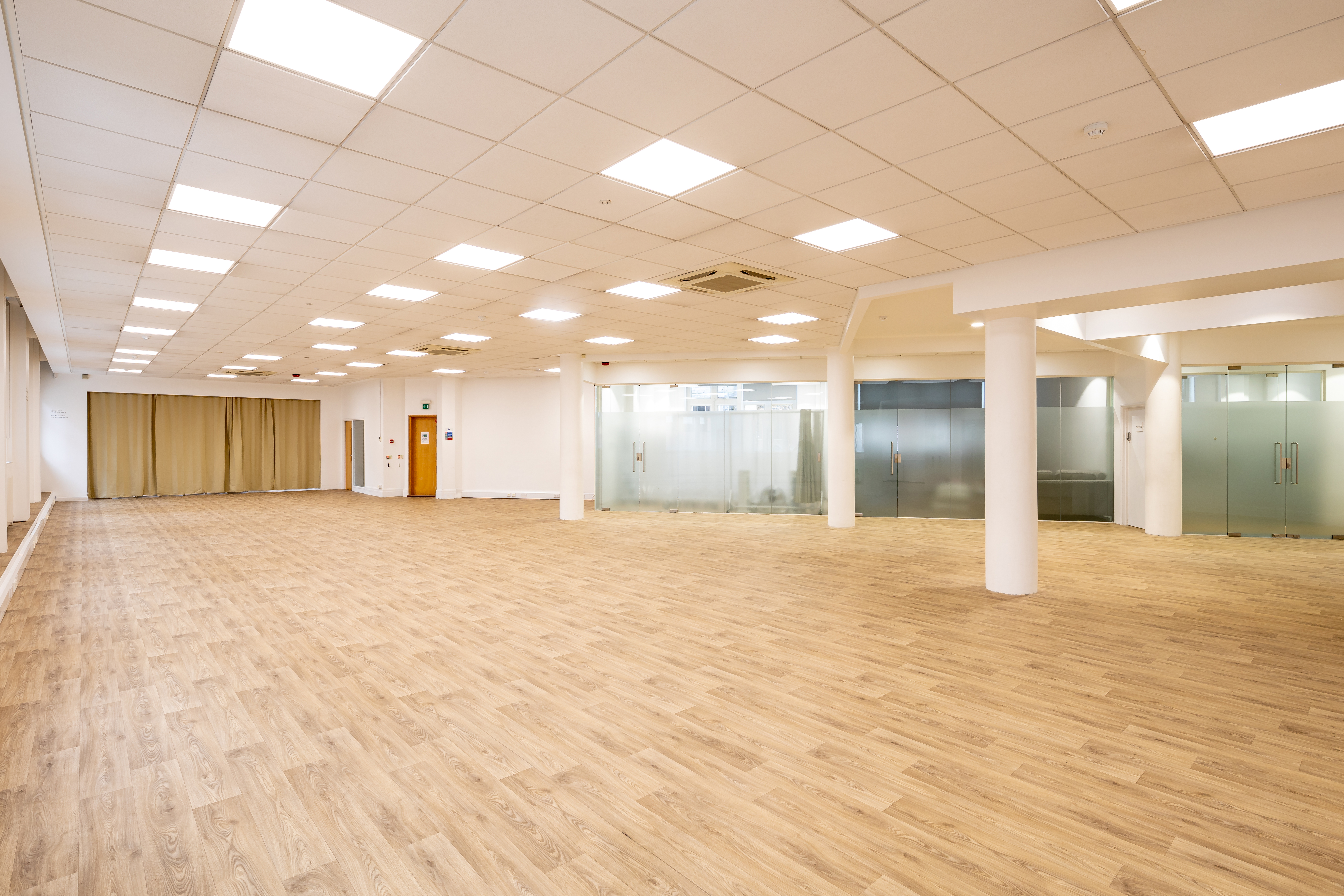 Spacious event venue in The Music Room Mayfair, ideal for meetings and gatherings.